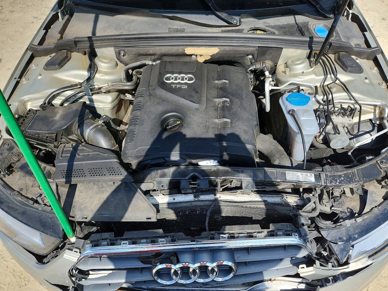2014 Audi A4 Premium Silver vin: WAUBFAFL3EA046547
