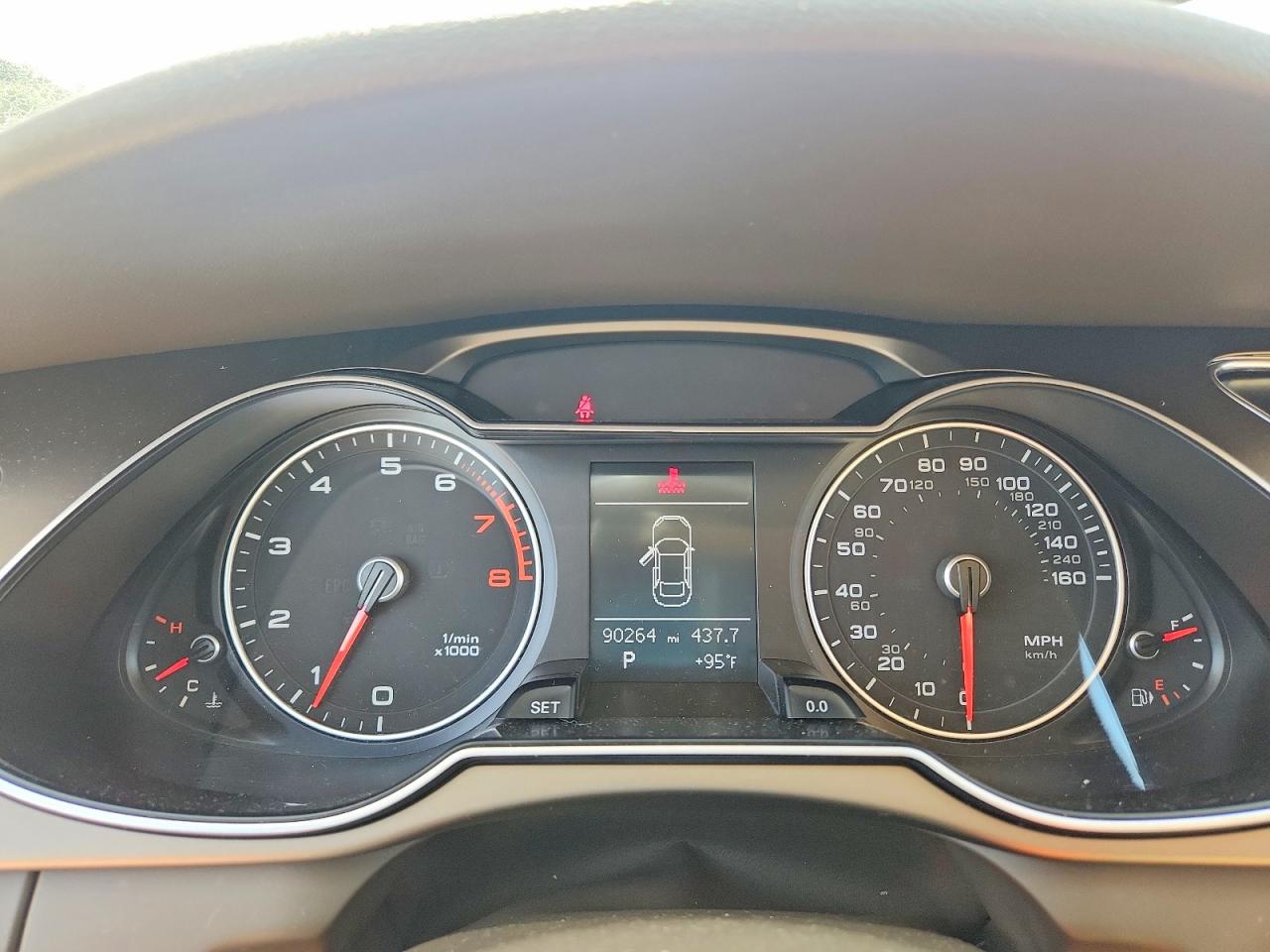 2014 Audi A4 Premium Silver vin: WAUBFAFL3EA046547