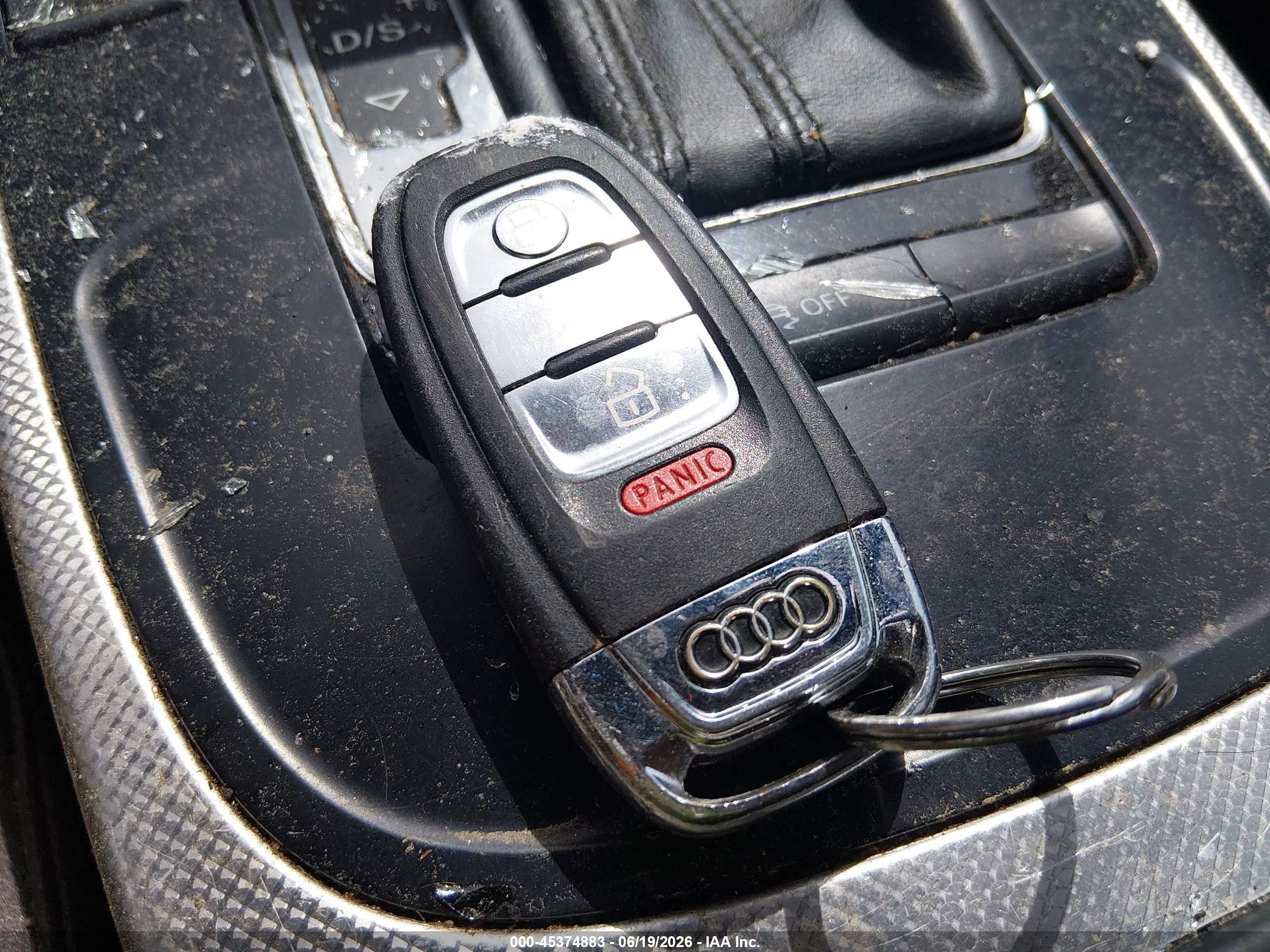 2014 Audi A4 2.0t Premium White vin: WAUBFAFL3EA079211