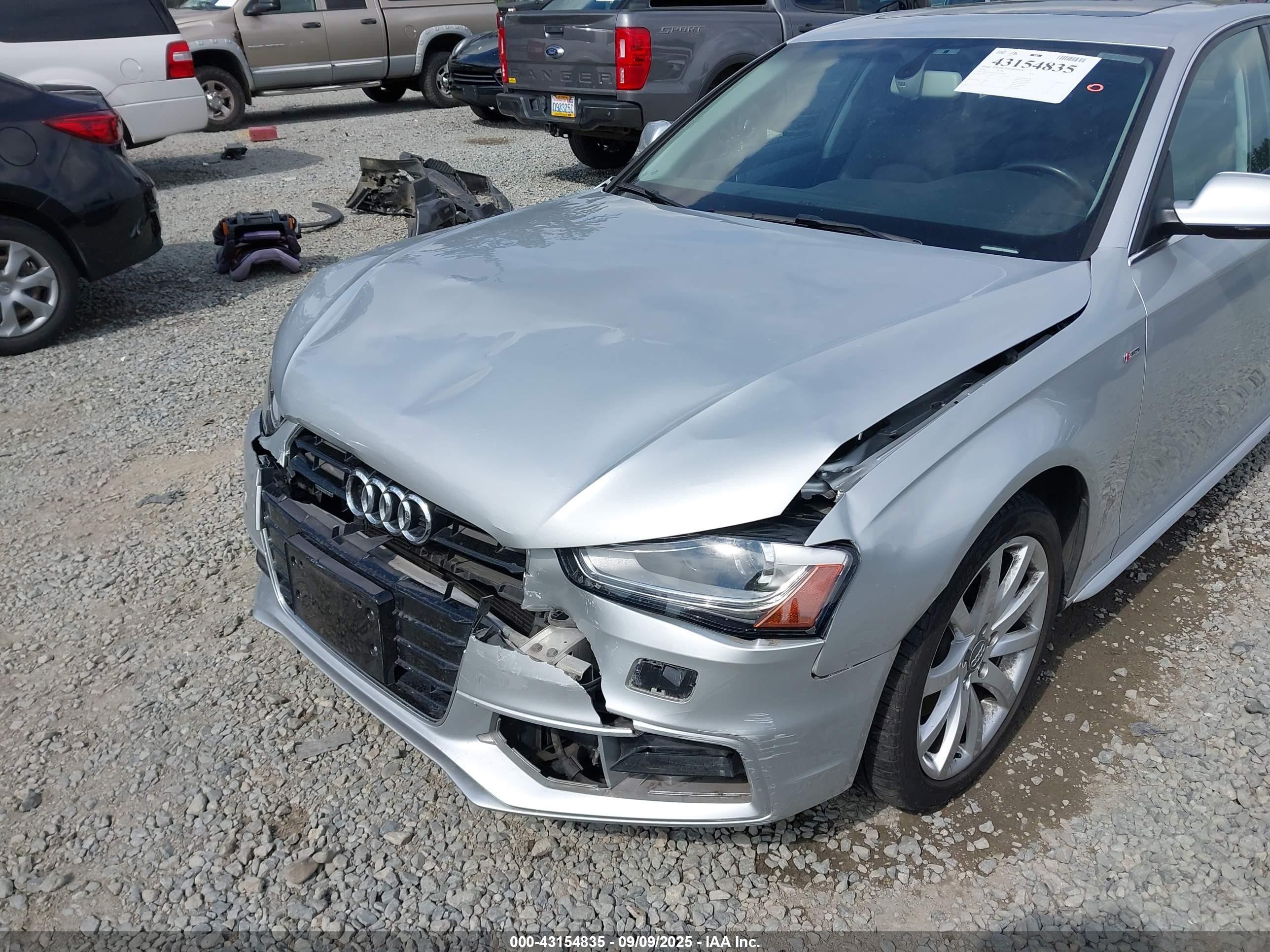 2014 Audi A4 2.0t Premium Gray vin: WAUBFAFL3EN010642
