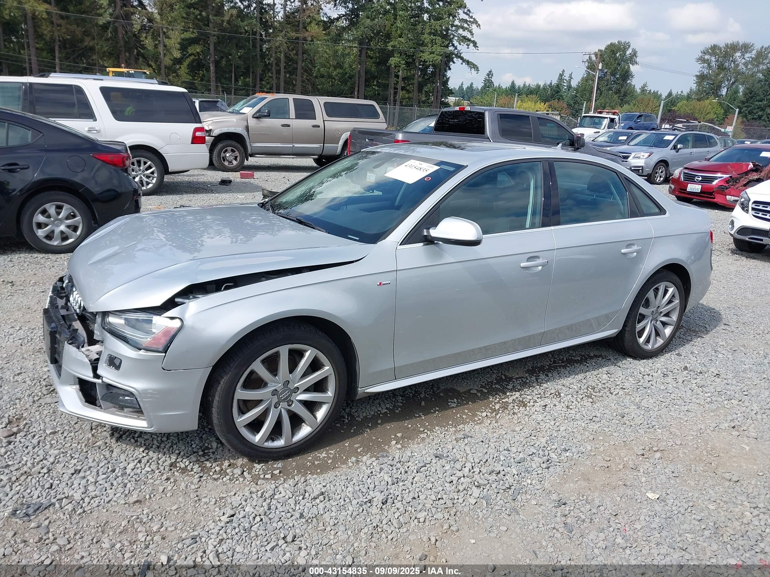 2014 Audi A4 2.0t Premium Gray vin: WAUBFAFL3EN010642