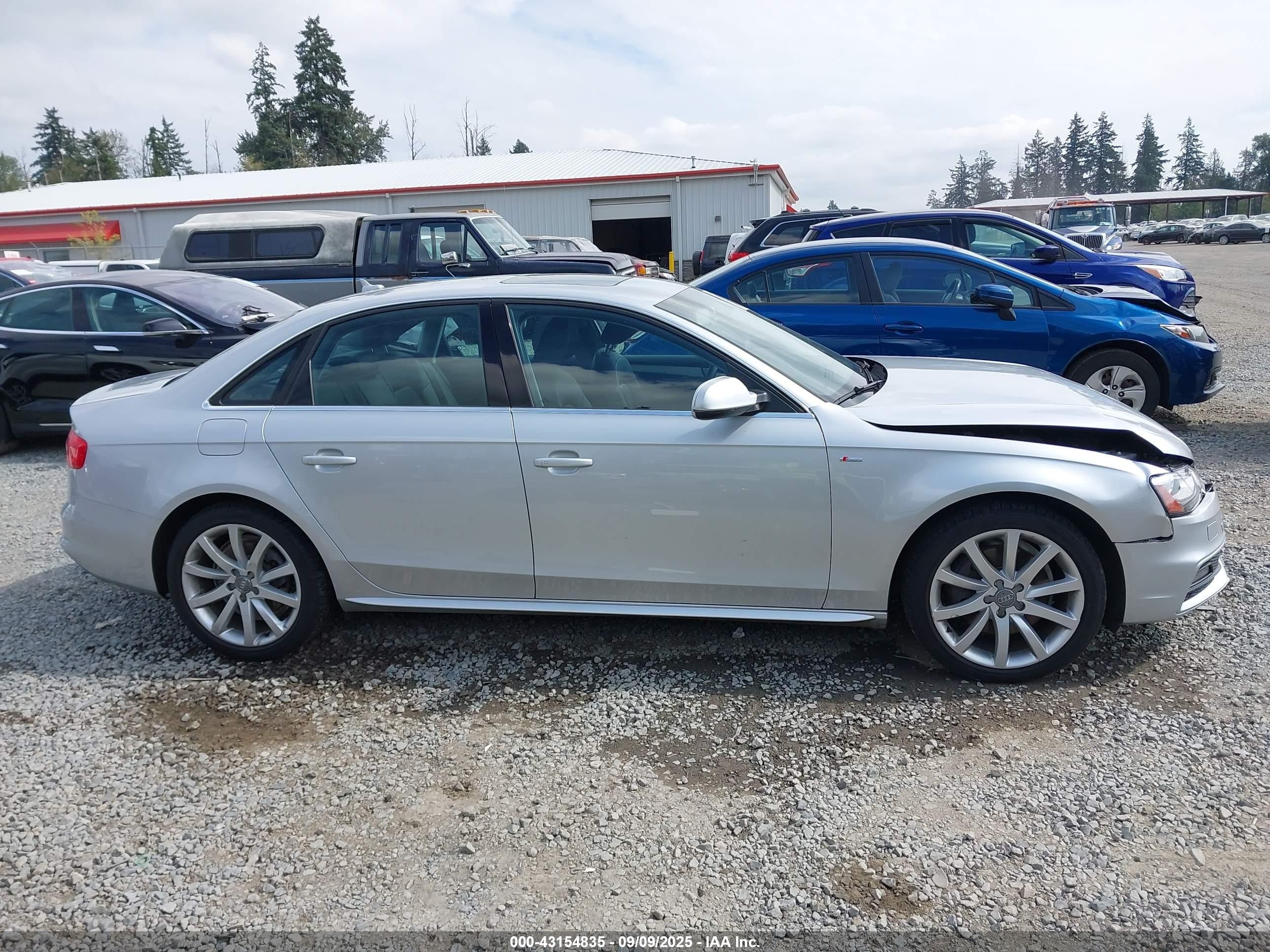 2014 Audi A4 2.0t Premium Gray vin: WAUBFAFL3EN010642