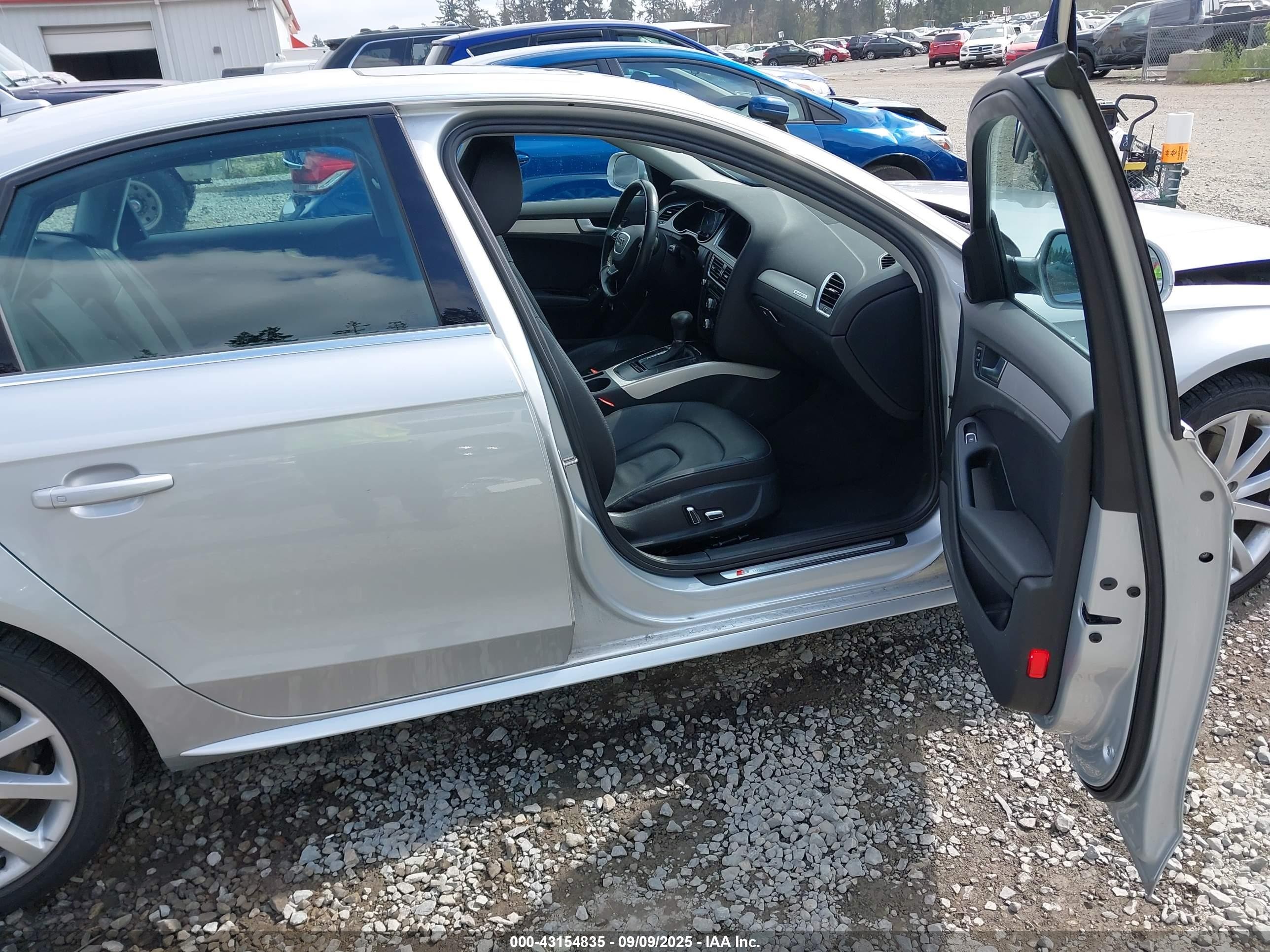 2014 Audi A4 2.0t Premium Gray vin: WAUBFAFL3EN010642