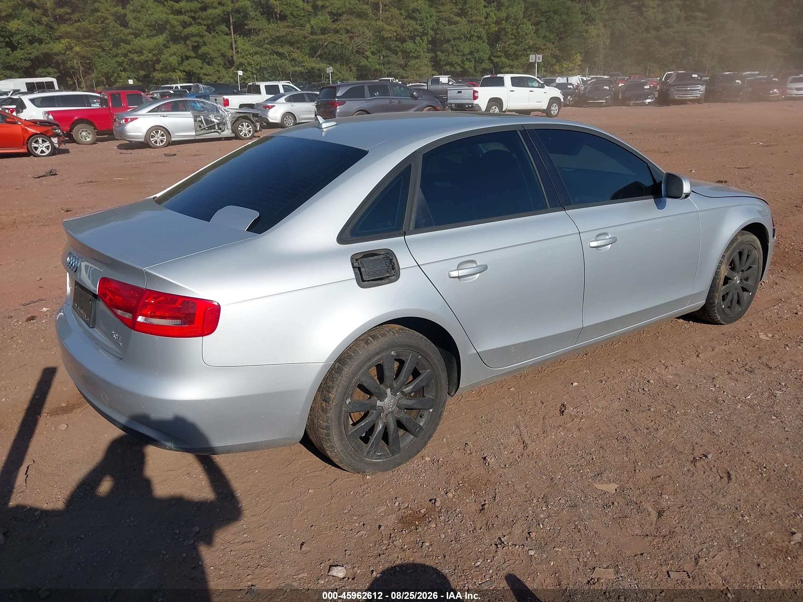2014 Audi A4 2.0t Premium Silver vin: WAUBFAFL3EN027540