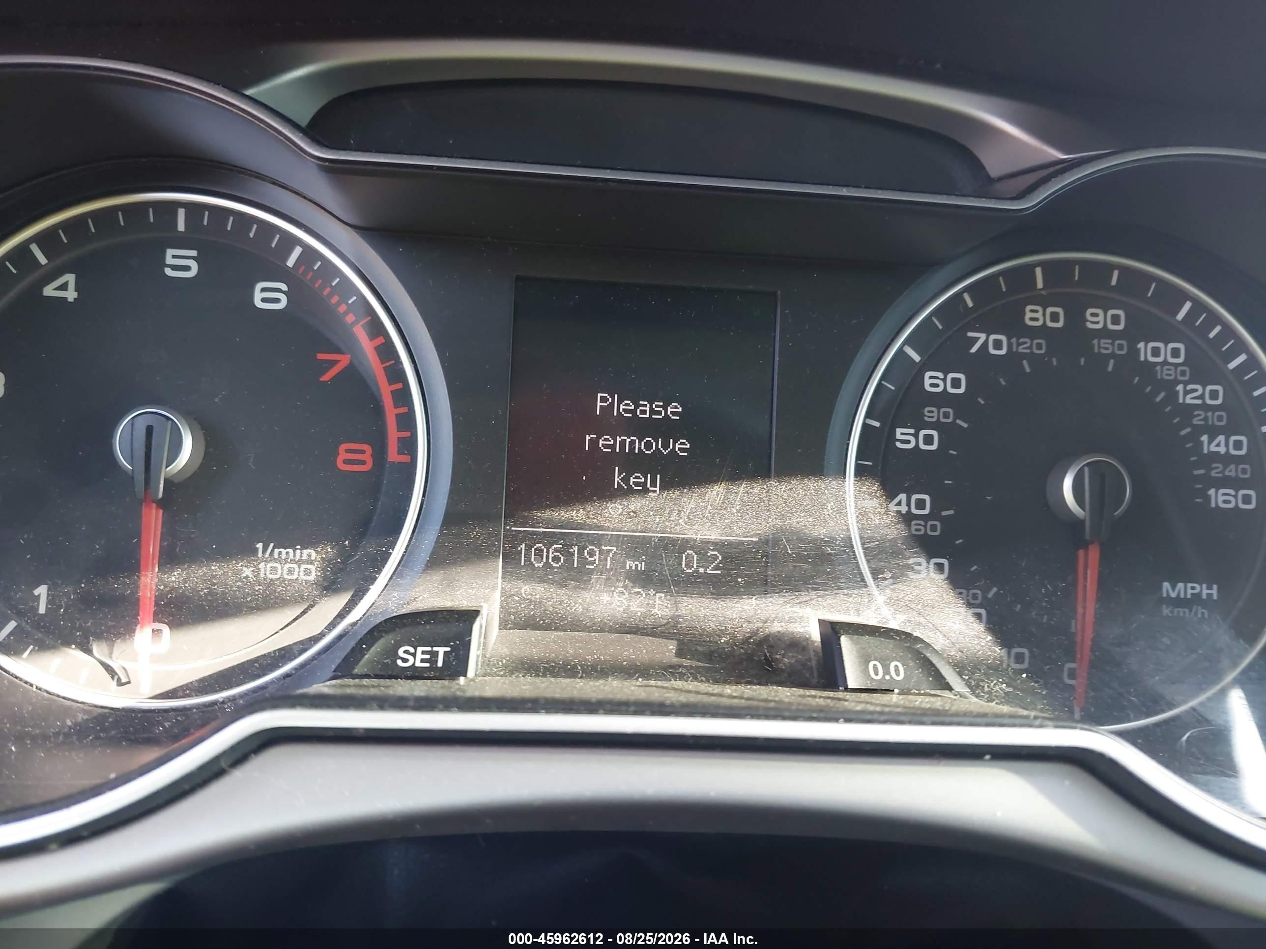 2014 Audi A4 2.0t Premium Silver vin: WAUBFAFL3EN027540
