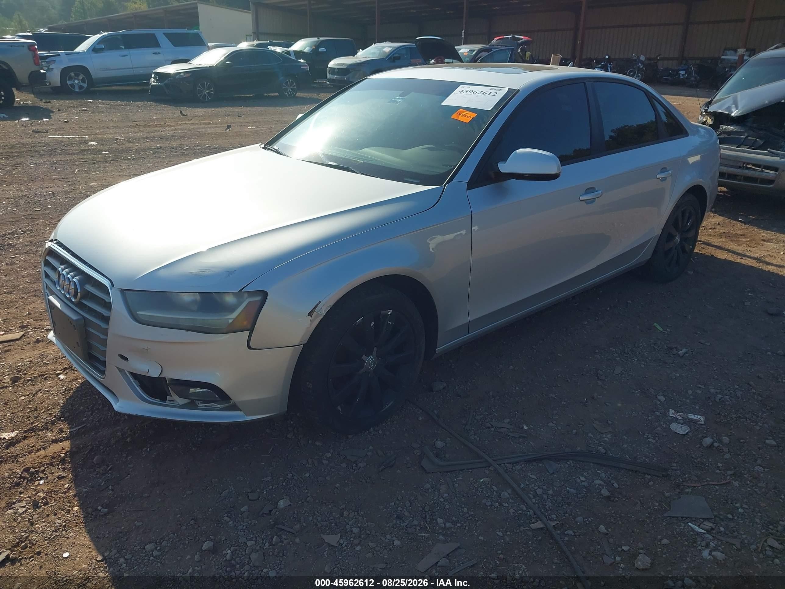 2014 Audi A4 2.0t Premium Silver vin: WAUBFAFL3EN027540