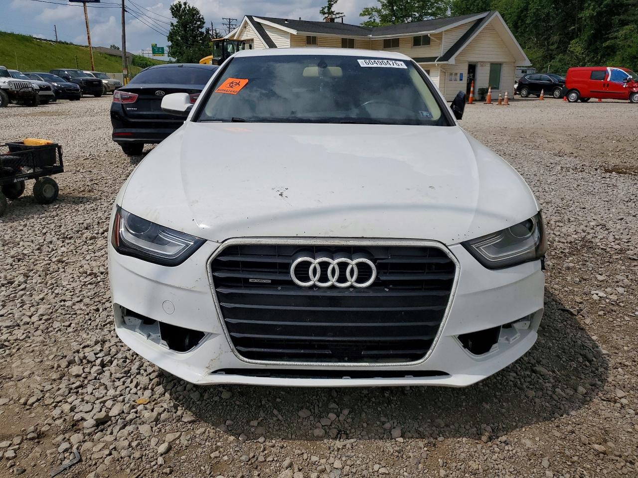2015 Audi A4 Premium White vin: WAUBFAFL3FN022663