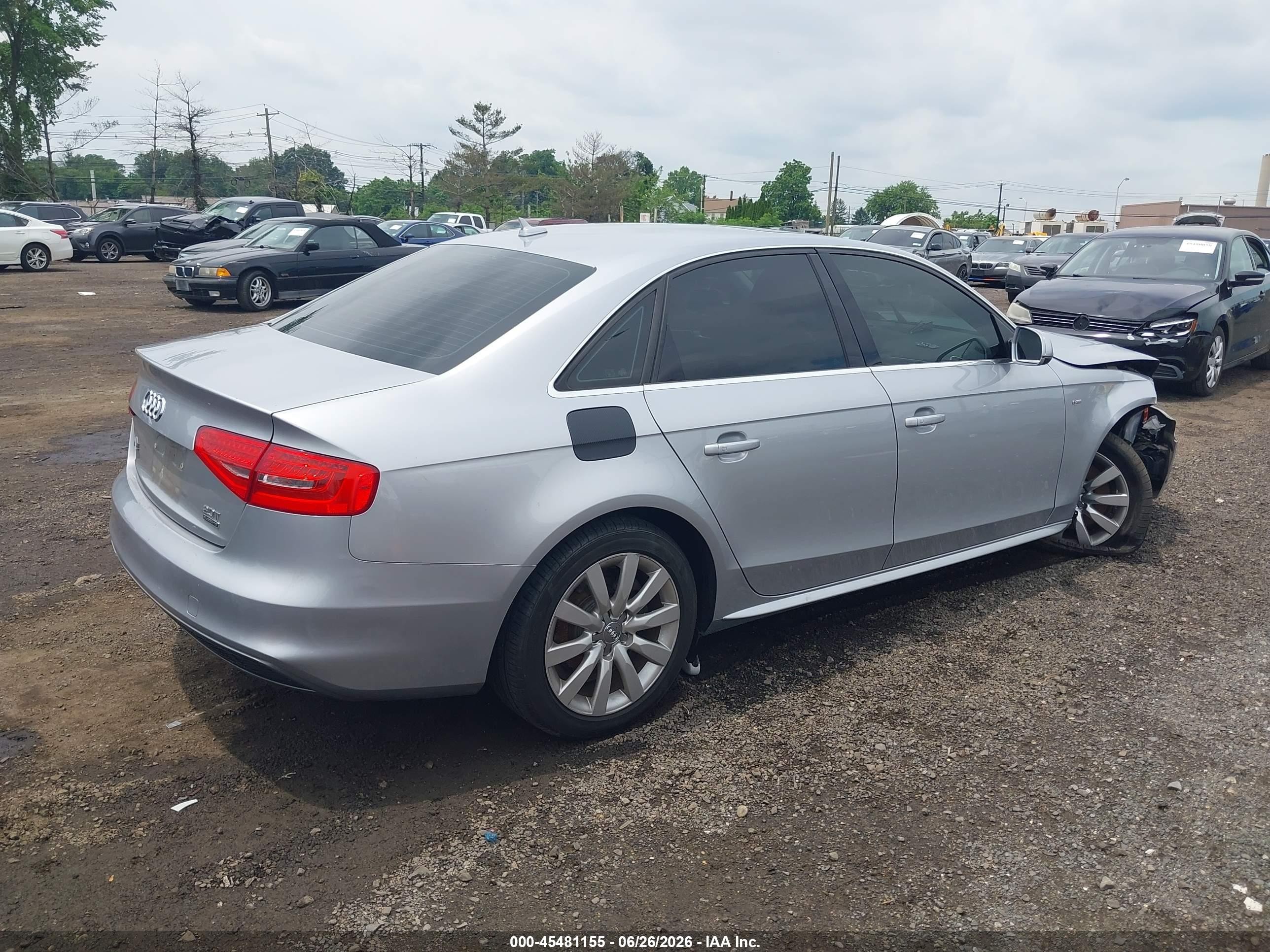 2015 Audi A4 2.0t Premium Silver vin: WAUBFAFL3FN038006