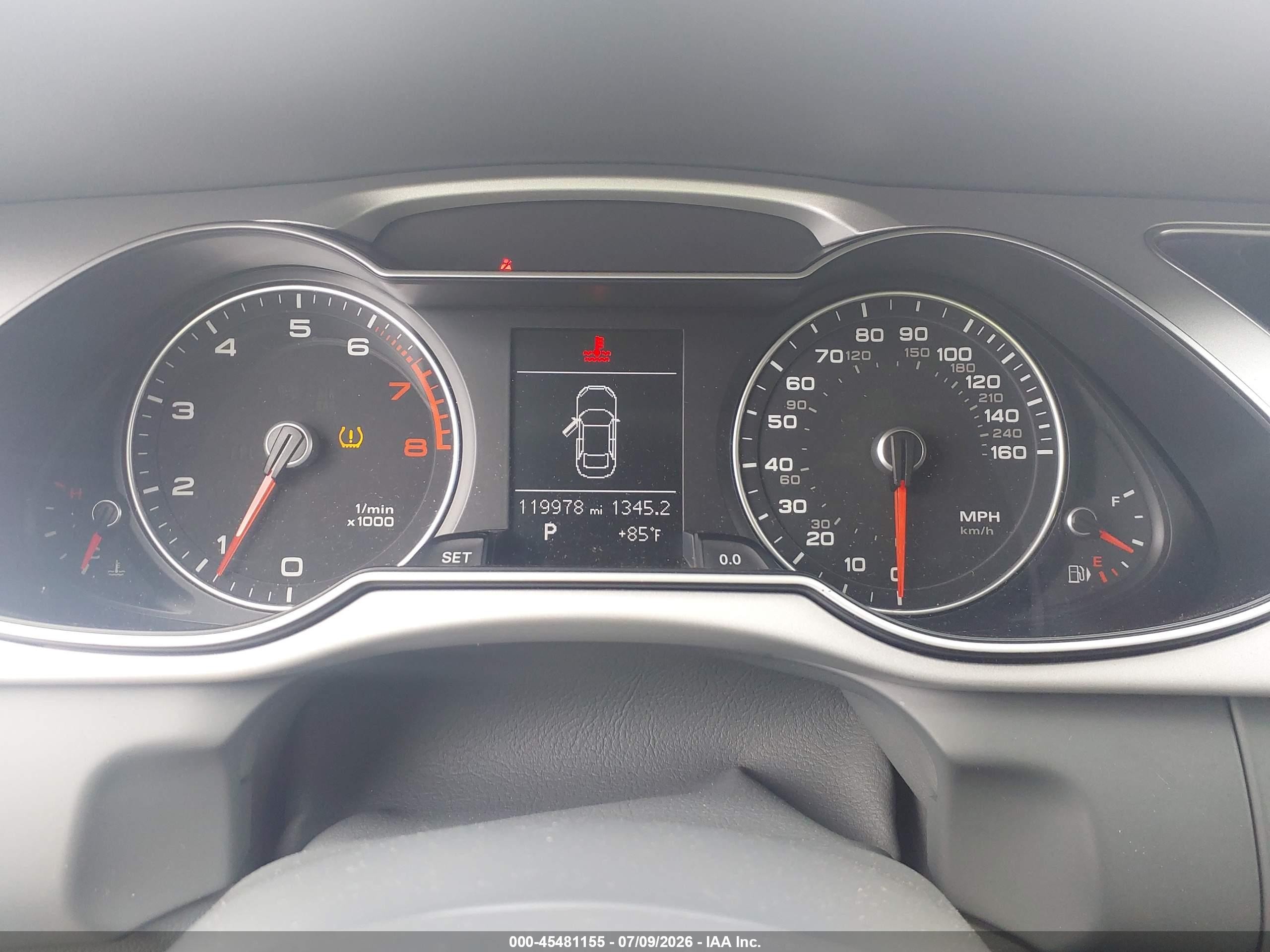 2015 Audi A4 2.0t Premium Silver vin: WAUBFAFL3FN038006