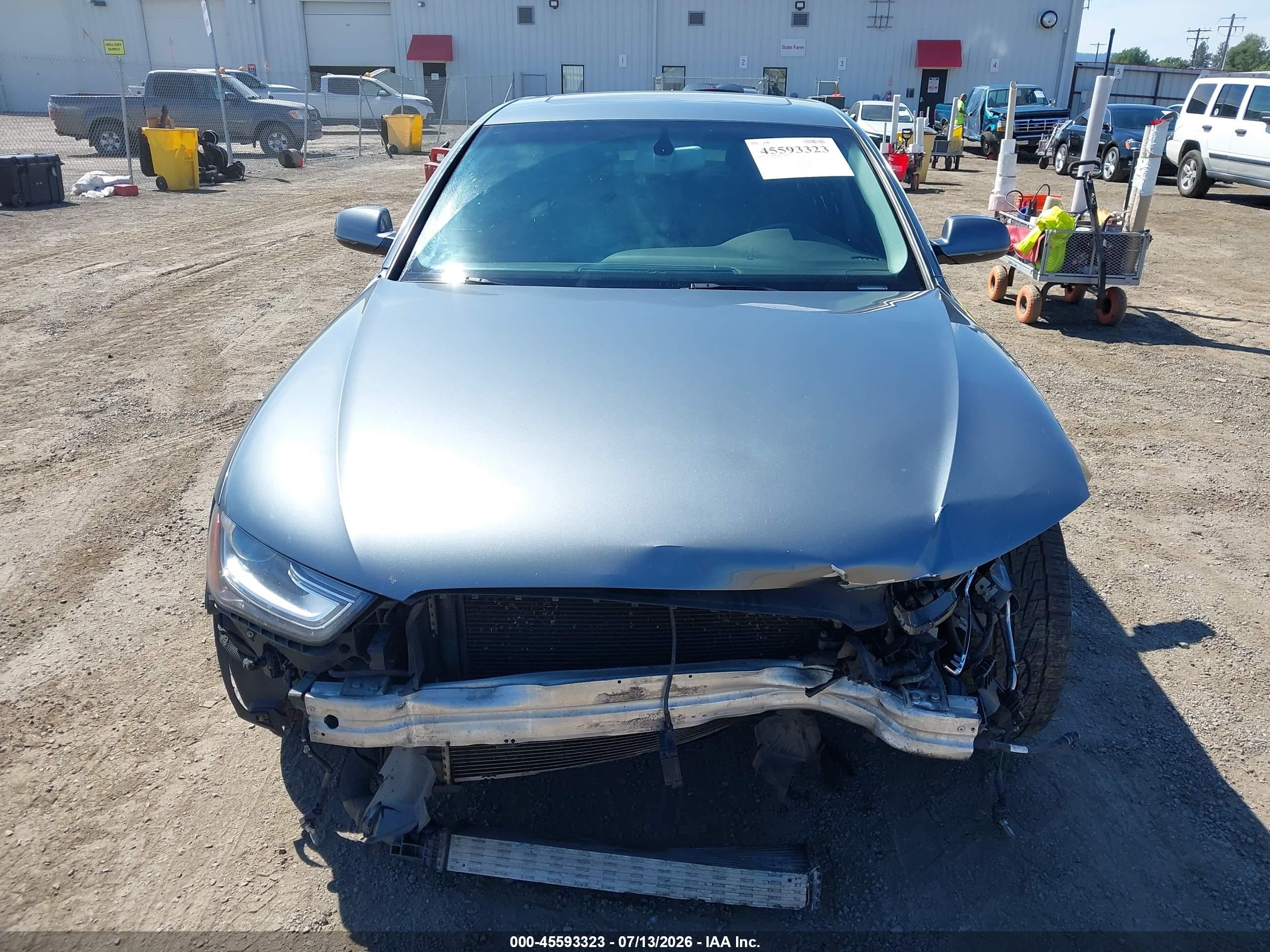 2015 Audi A4 2.0t Premium Gray vin: WAUBFAFL3FN046056