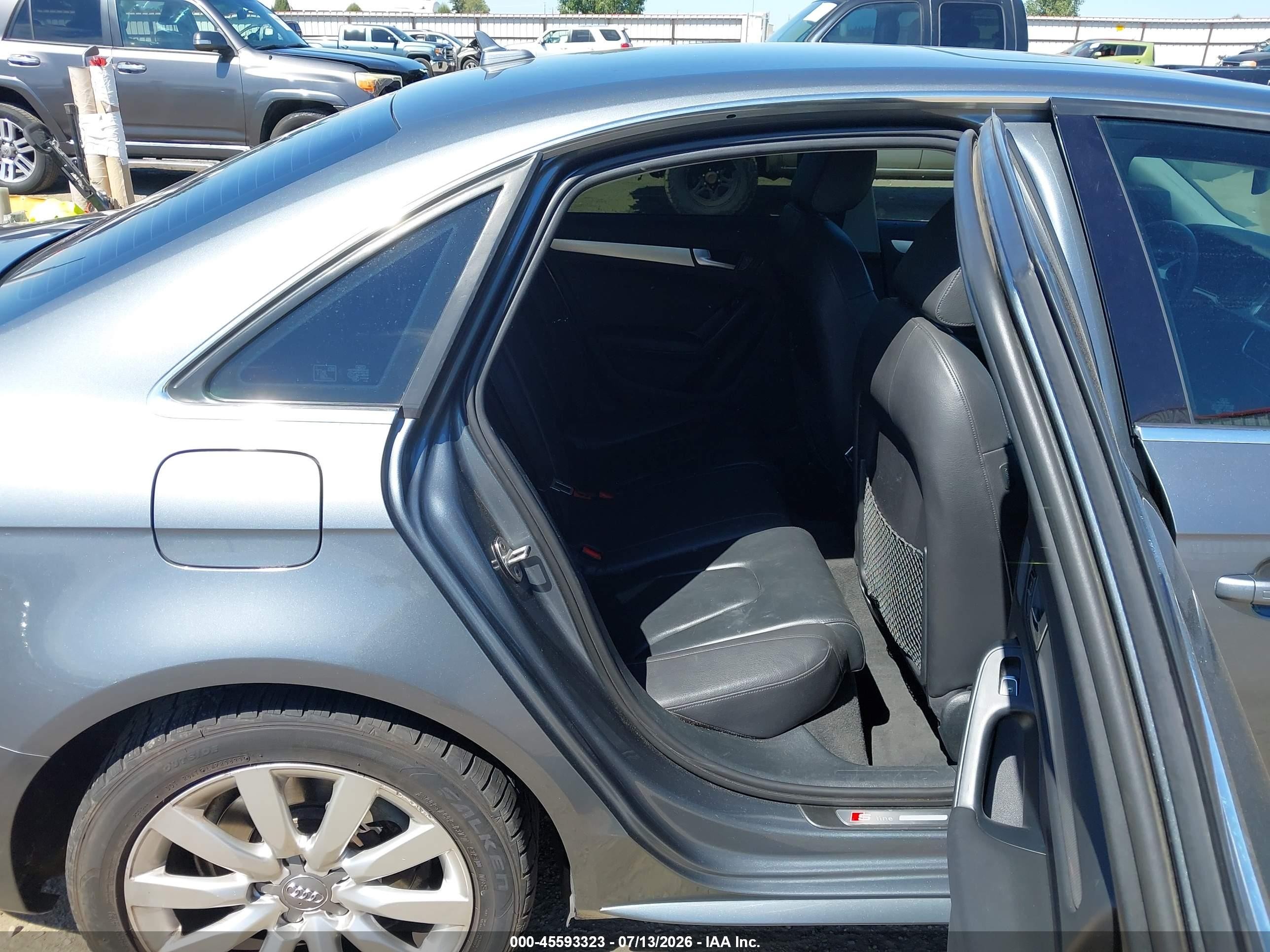 2015 Audi A4 2.0t Premium Gray vin: WAUBFAFL3FN046056