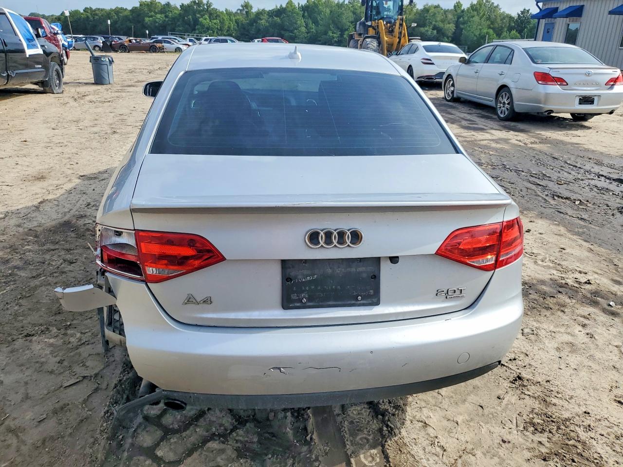 2012 Audi A4 Premium Silver vin: WAUBFAFL4CN005768