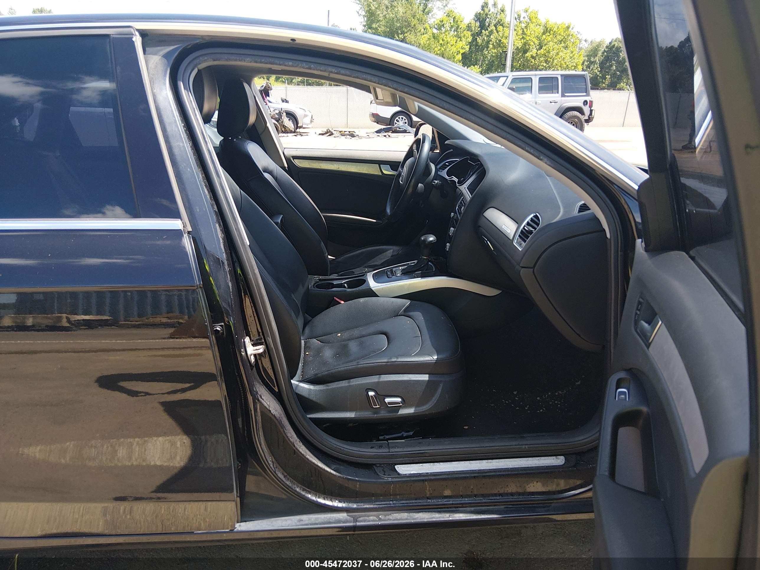 2013 Audi A4 2.0t Premium Black vin: WAUBFAFL4DN028405