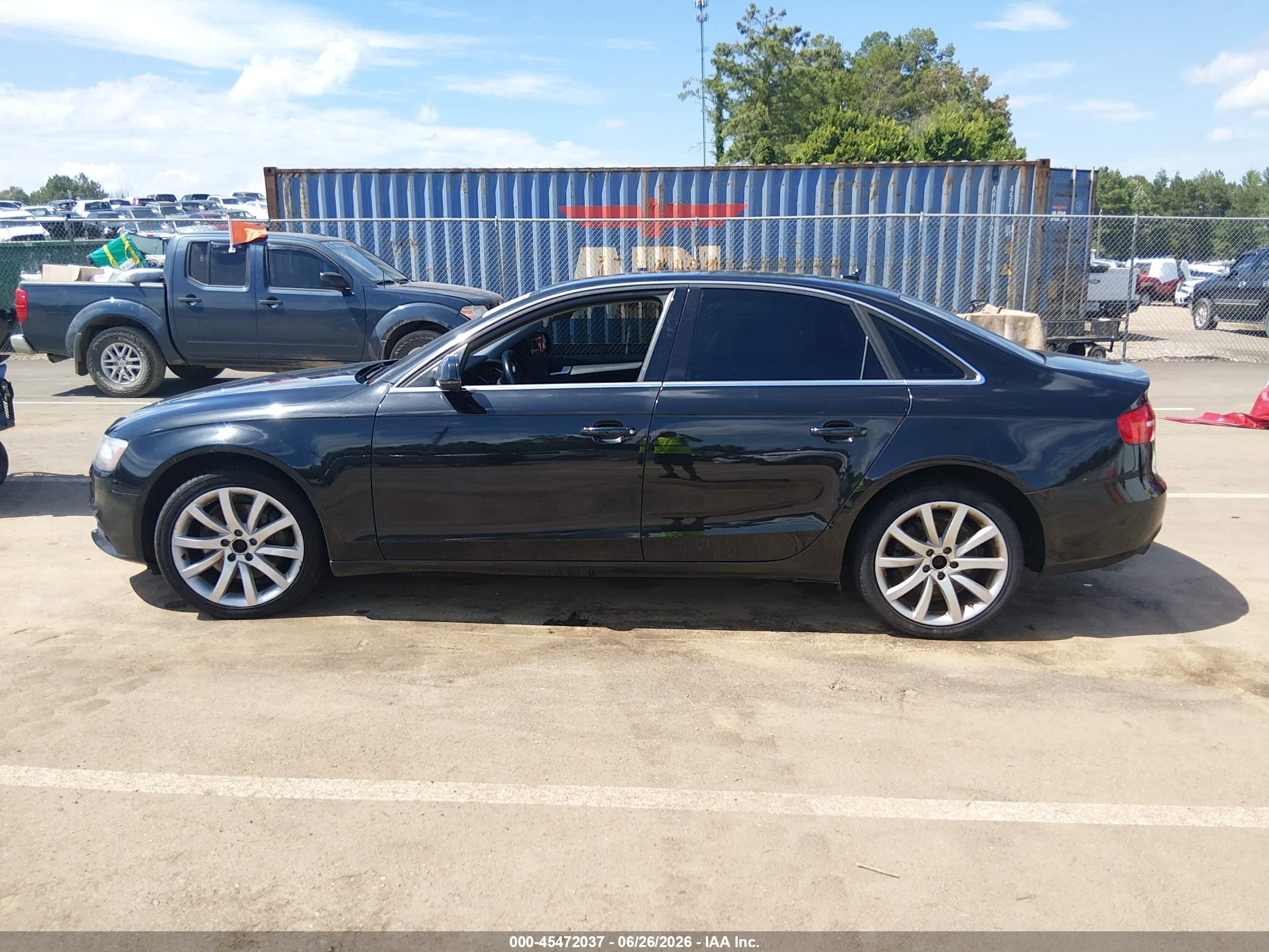 2013 Audi A4 2.0t Premium Black vin: WAUBFAFL4DN028405