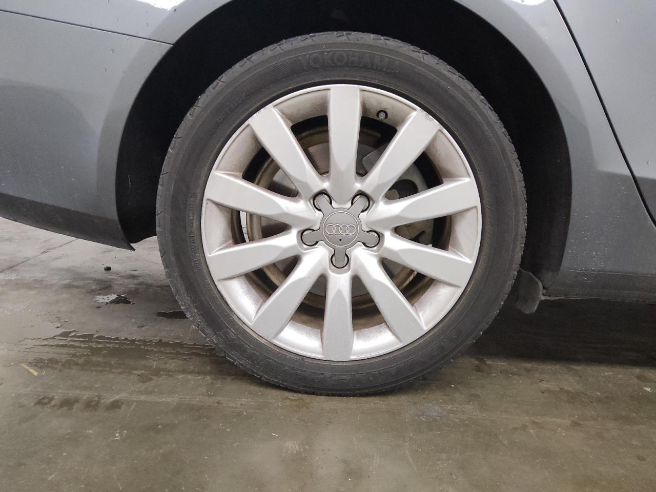 2013 Audi A4 Premium Gray vin: WAUBFAFL4DN030722 Damage: Right Rear Wheel, Curb Rash, 2 To 3 Inches