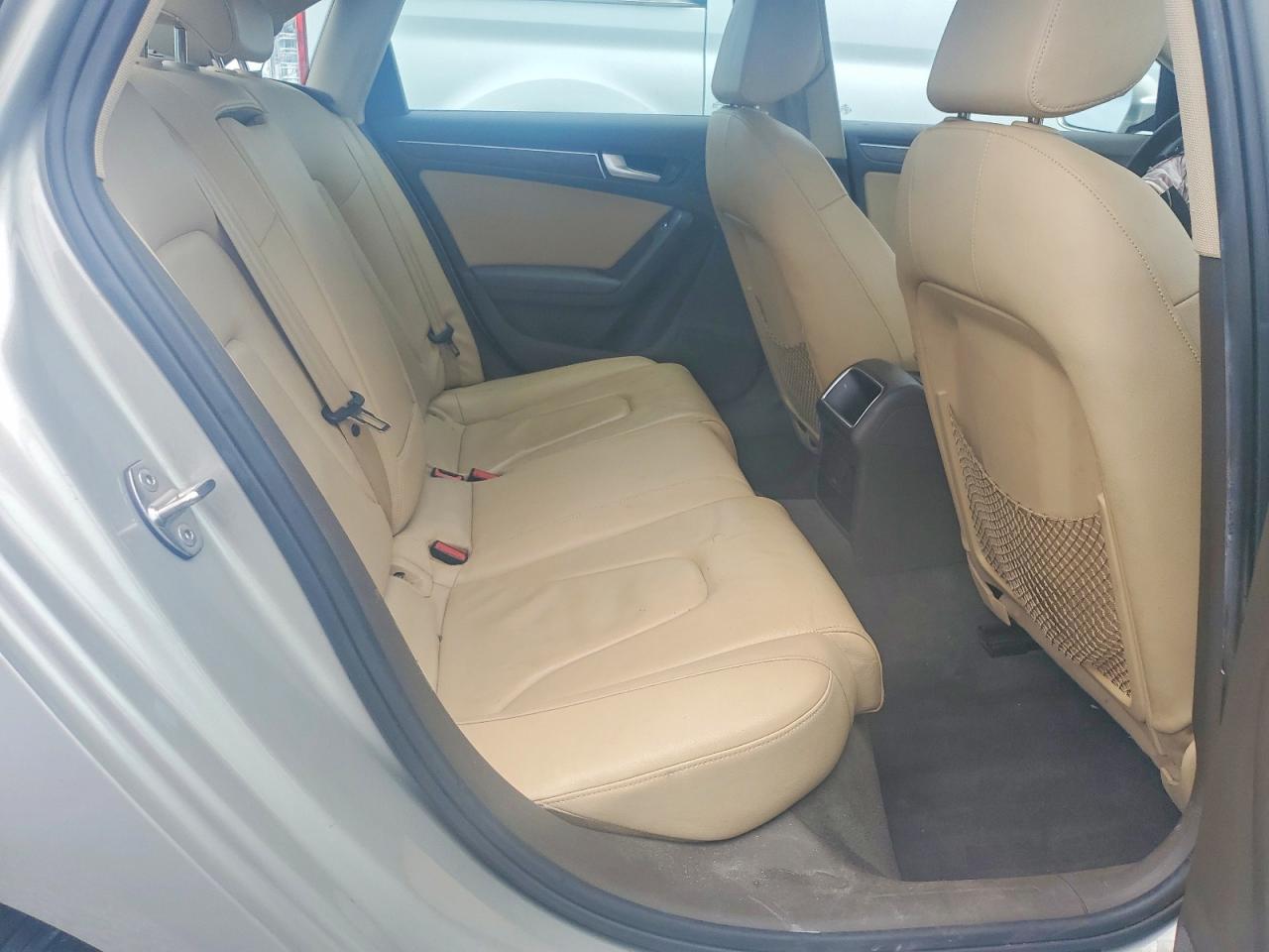 2014 Audi A4 Premium Silver vin: WAUBFAFL4EN017969