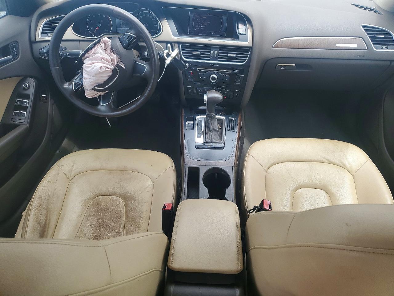 2014 Audi A4 Premium Silver vin: WAUBFAFL4EN017969