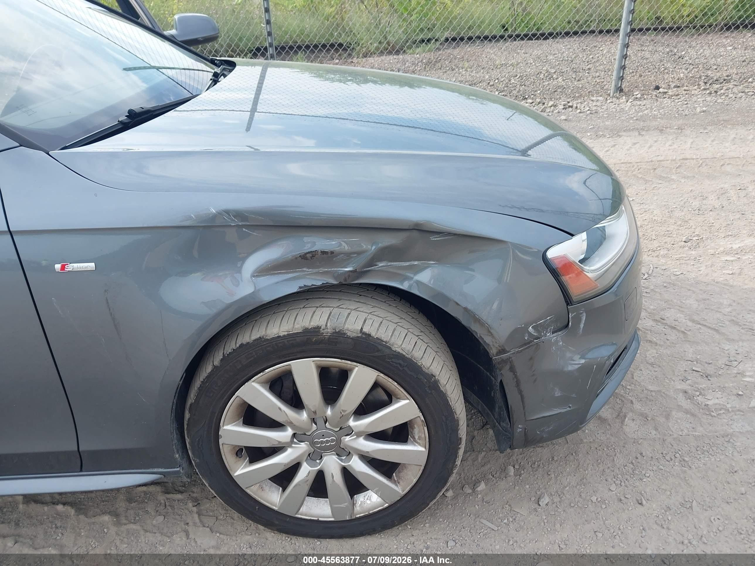 2015 Audi A4 2.0t Premium Серый vin: WAUBFAFL4FN039231