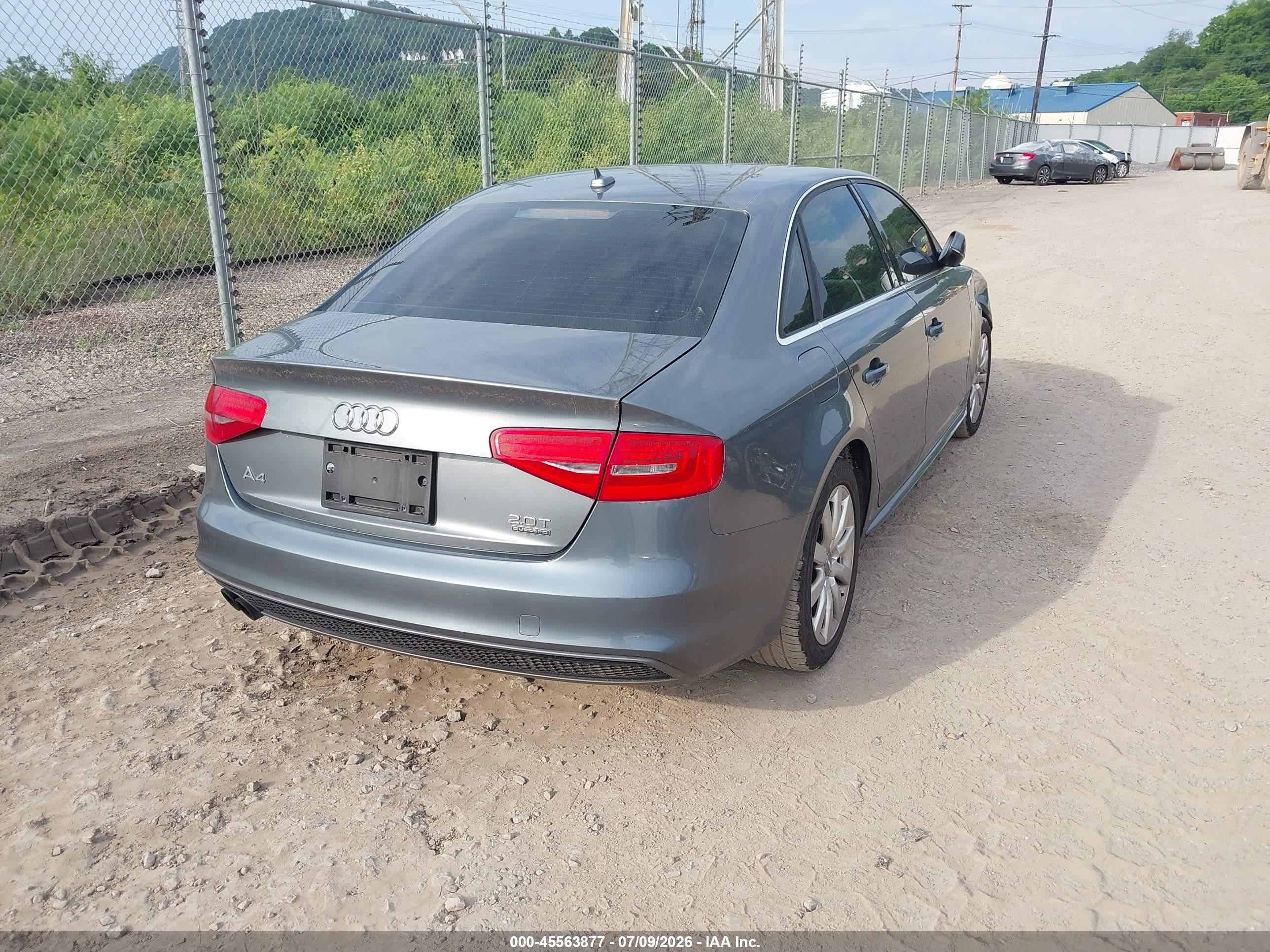 2015 Audi A4 2.0t Premium Серый vin: WAUBFAFL4FN039231
