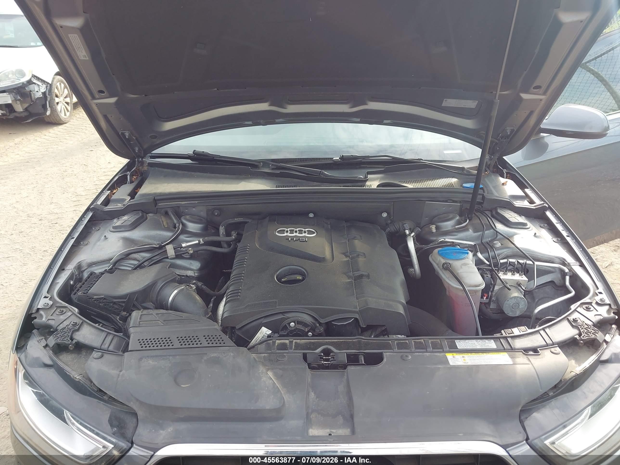 2015 Audi A4 2.0t Premium Серый vin: WAUBFAFL4FN039231