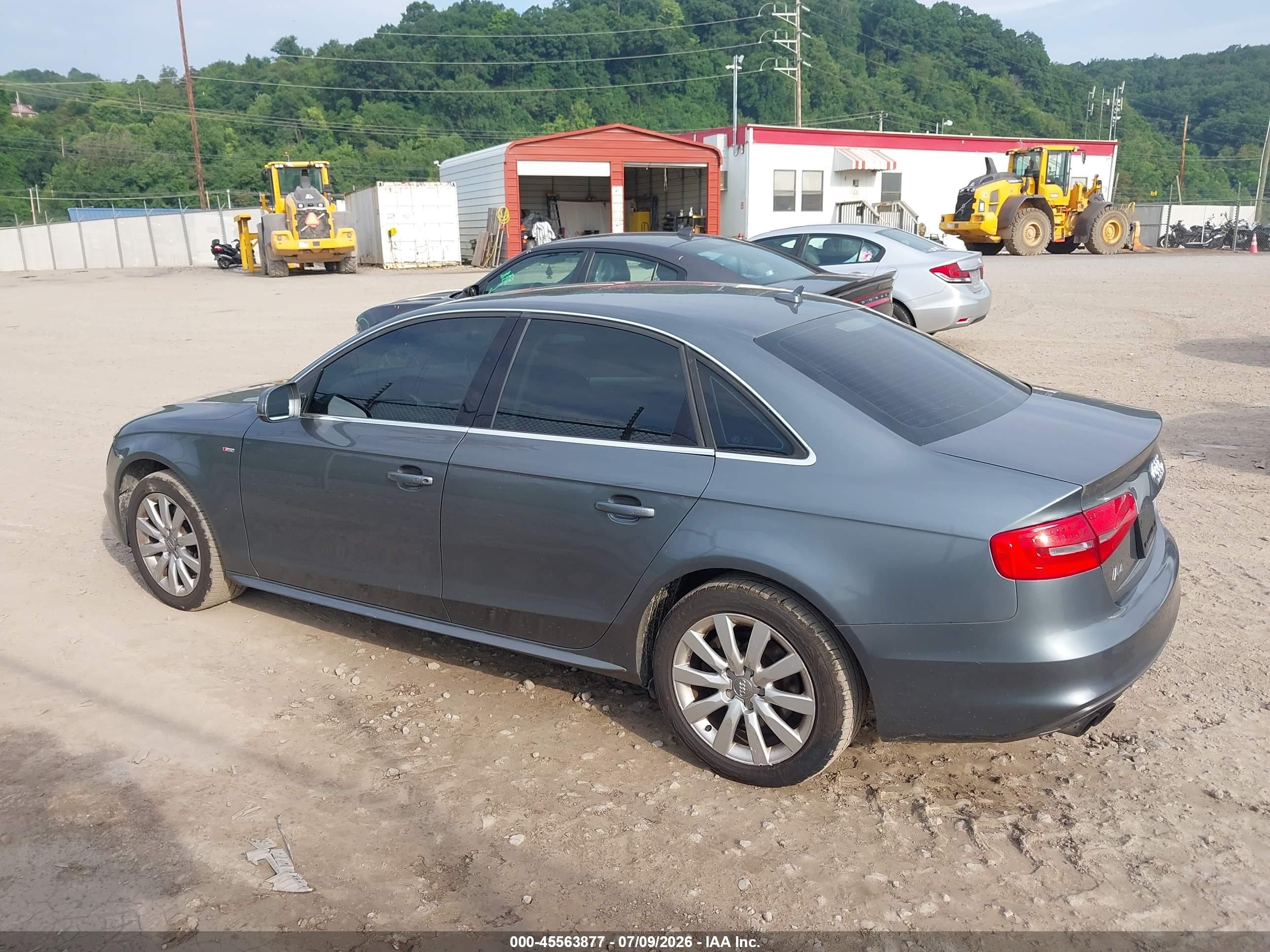 2015 Audi A4 2.0t Premium Серый vin: WAUBFAFL4FN039231