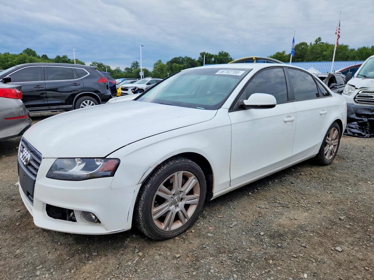 2010 Audi A4 Premium White vin: WAUBFAFL5AN035682