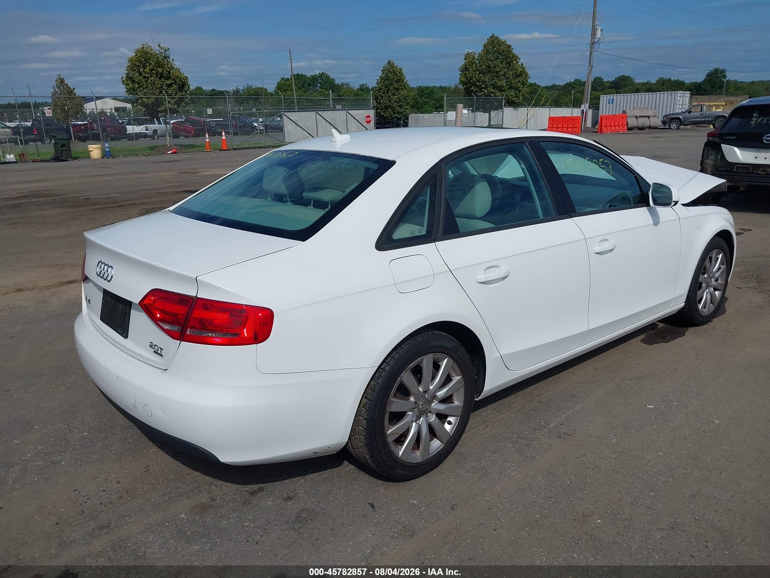 2012 Audi A4 2.0t Premium White vin: WAUBFAFL5CN006122