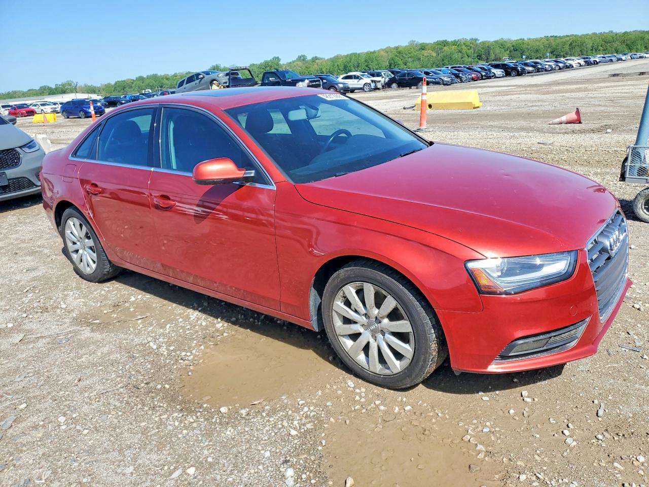 2013 Audi A4 Premium Red vin: WAUBFAFL5DN043186