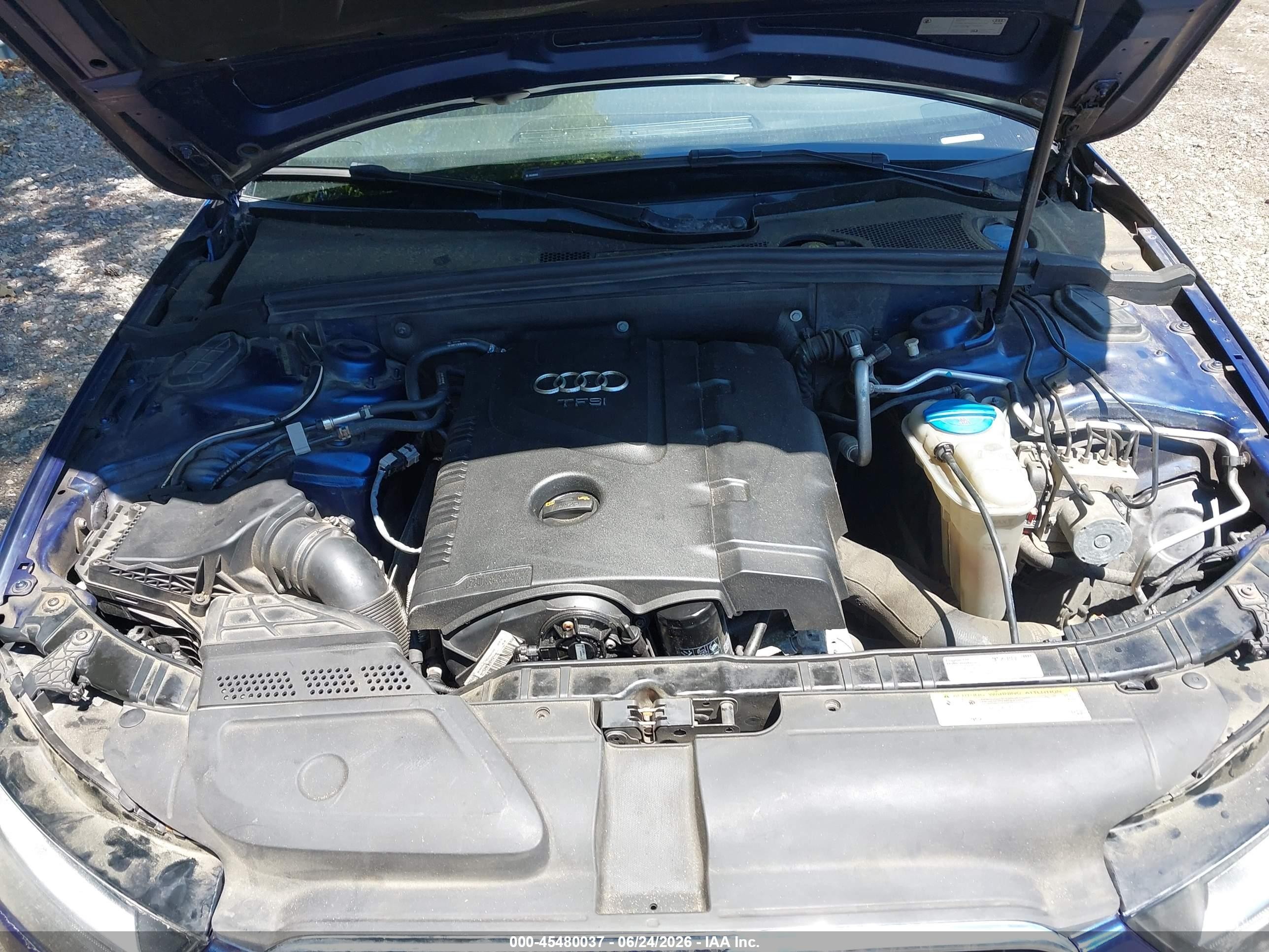 2013 Audi A4 2.0t Premium Blue vin: WAUBFAFL5DN045391