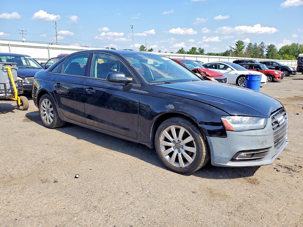 2014 Audi A4 Premium Черный vin: WAUBFAFL5EN032612