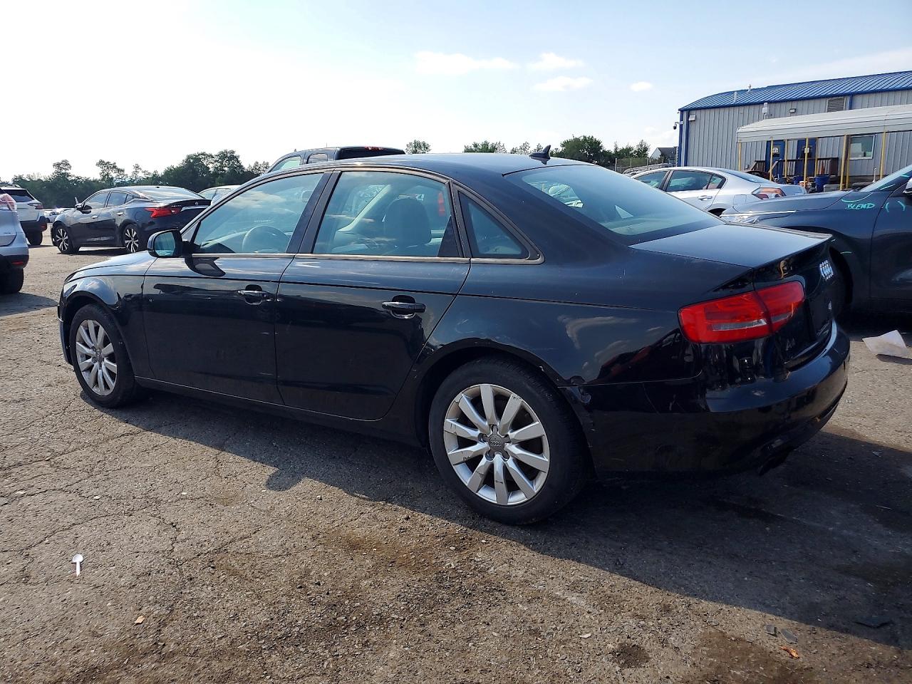 2014 Audi A4 Premium Черный vin: WAUBFAFL5EN032612