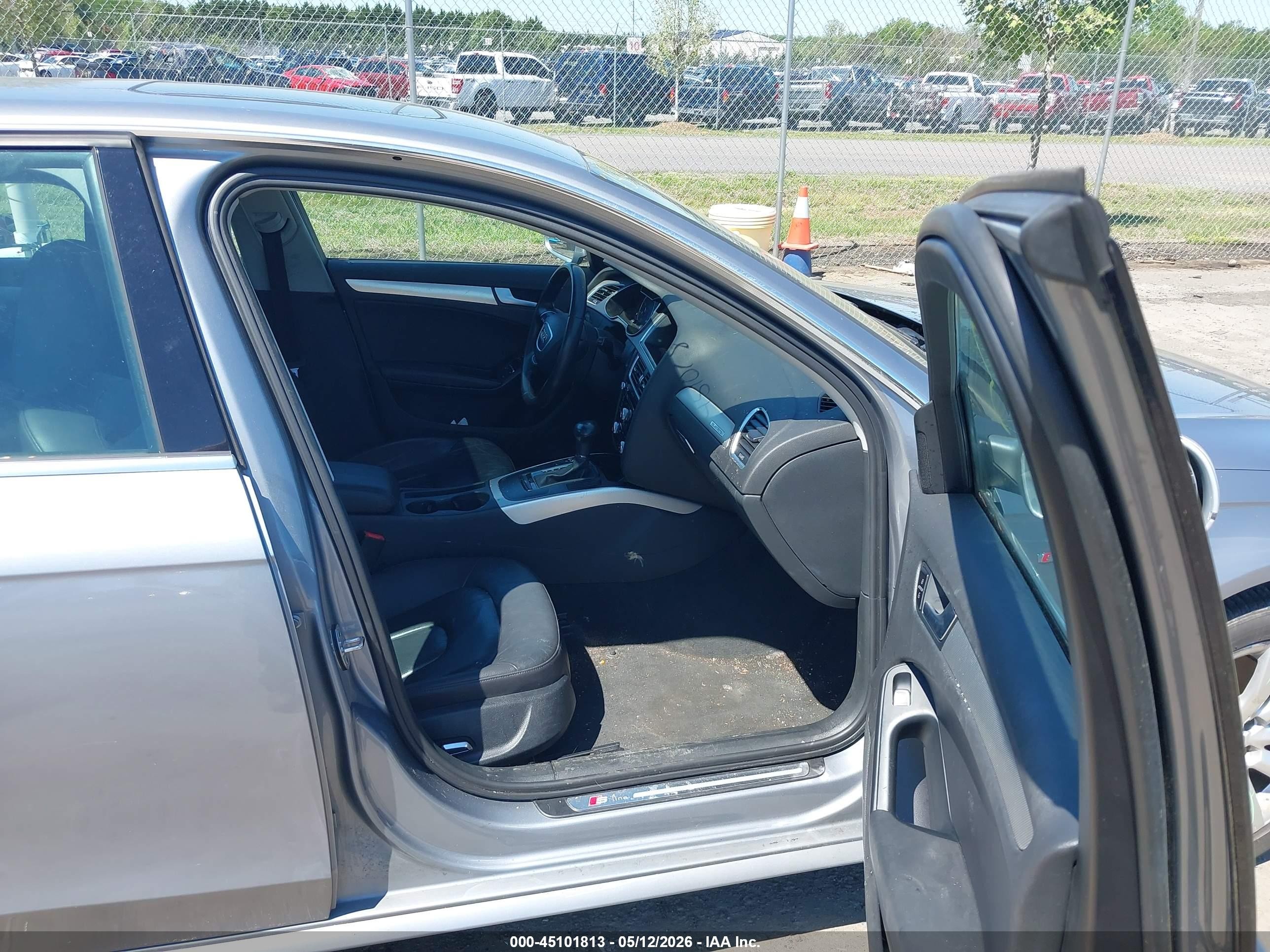 2015 Audi A4 2.0t Premium Silver vin: WAUBFAFL5FN002687