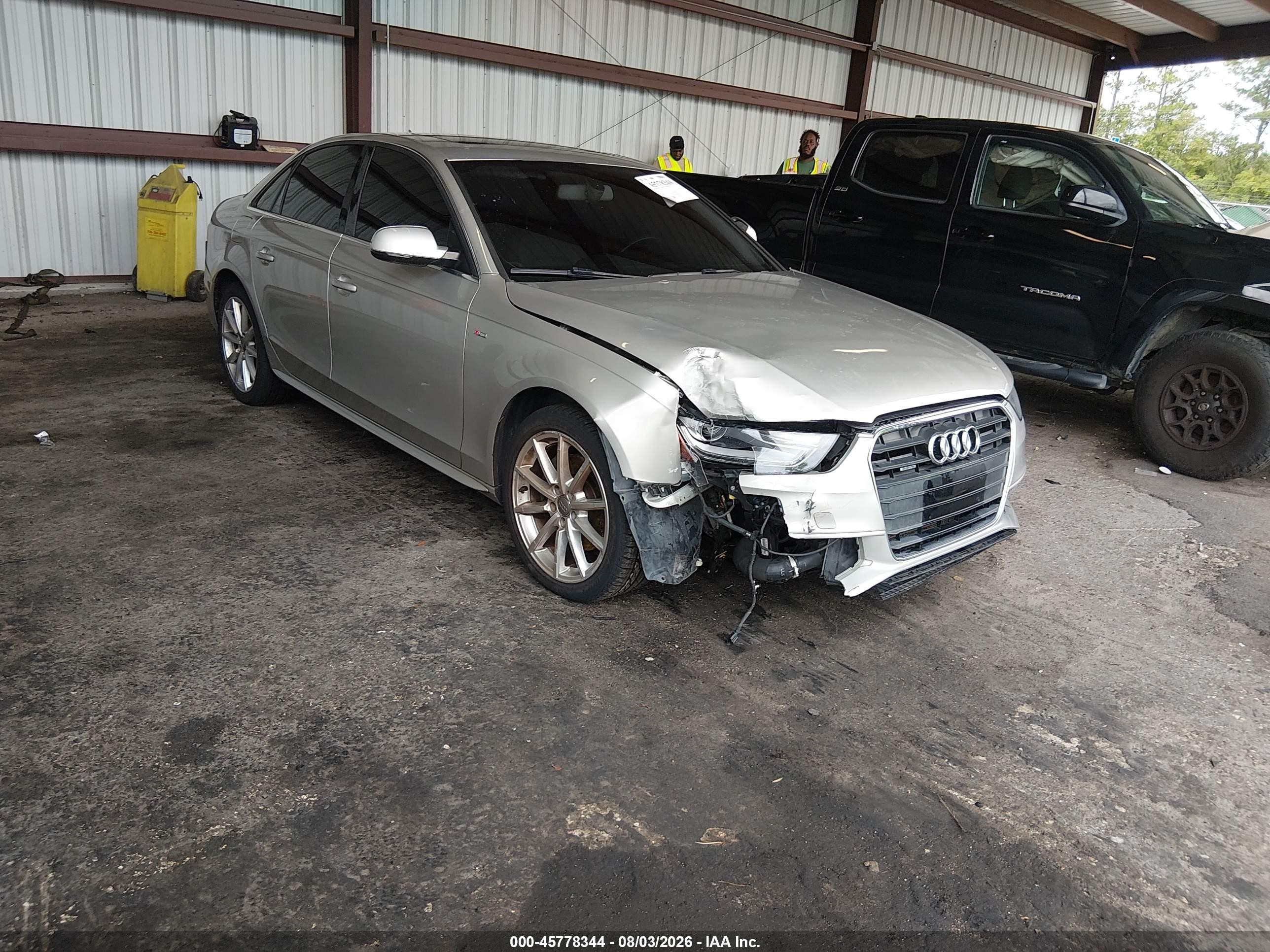 2015 Audi A4 2.0t Premium Beige vin: WAUBFAFL5FN009767