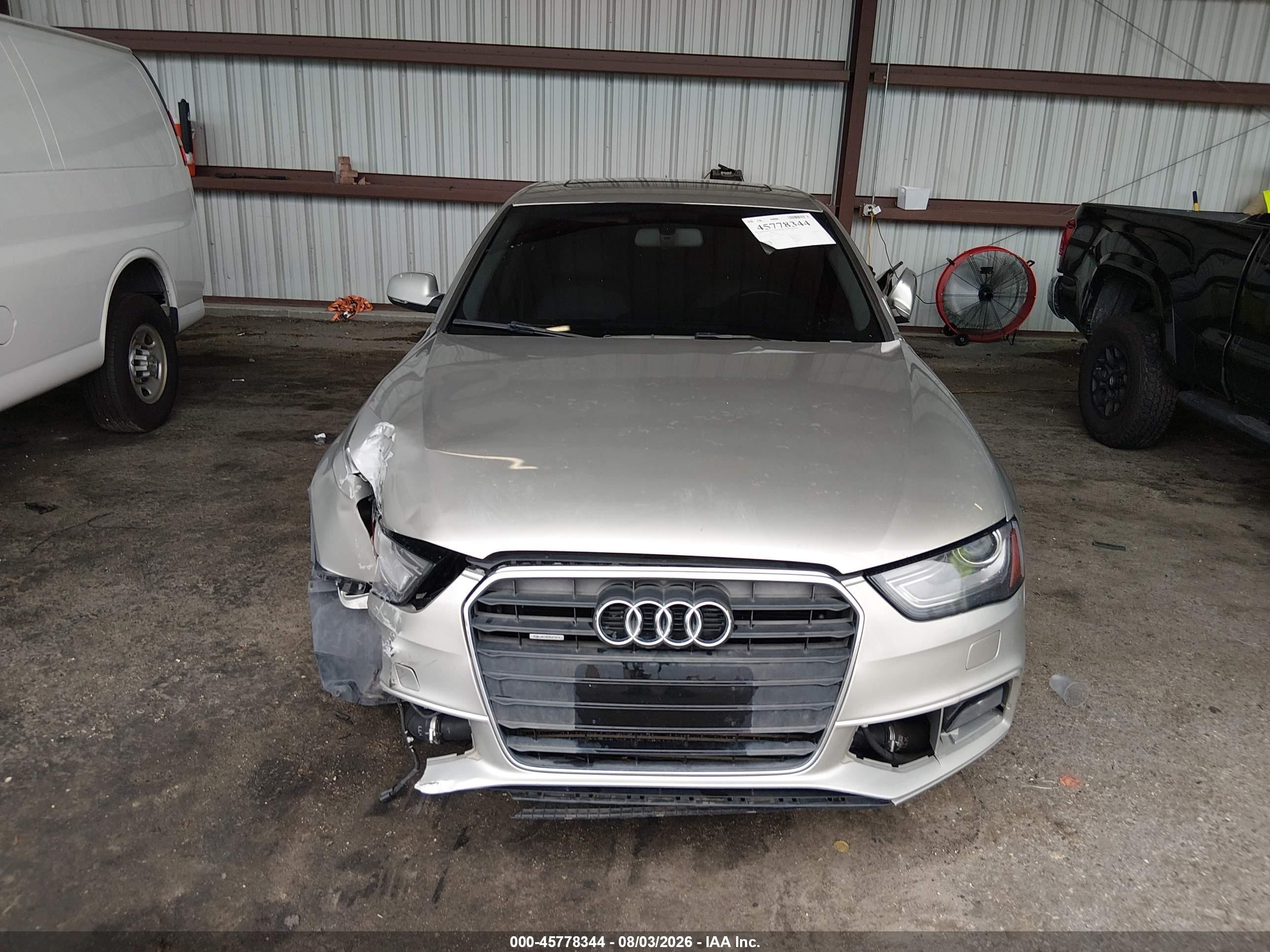 2015 Audi A4 2.0t Premium Beige vin: WAUBFAFL5FN009767