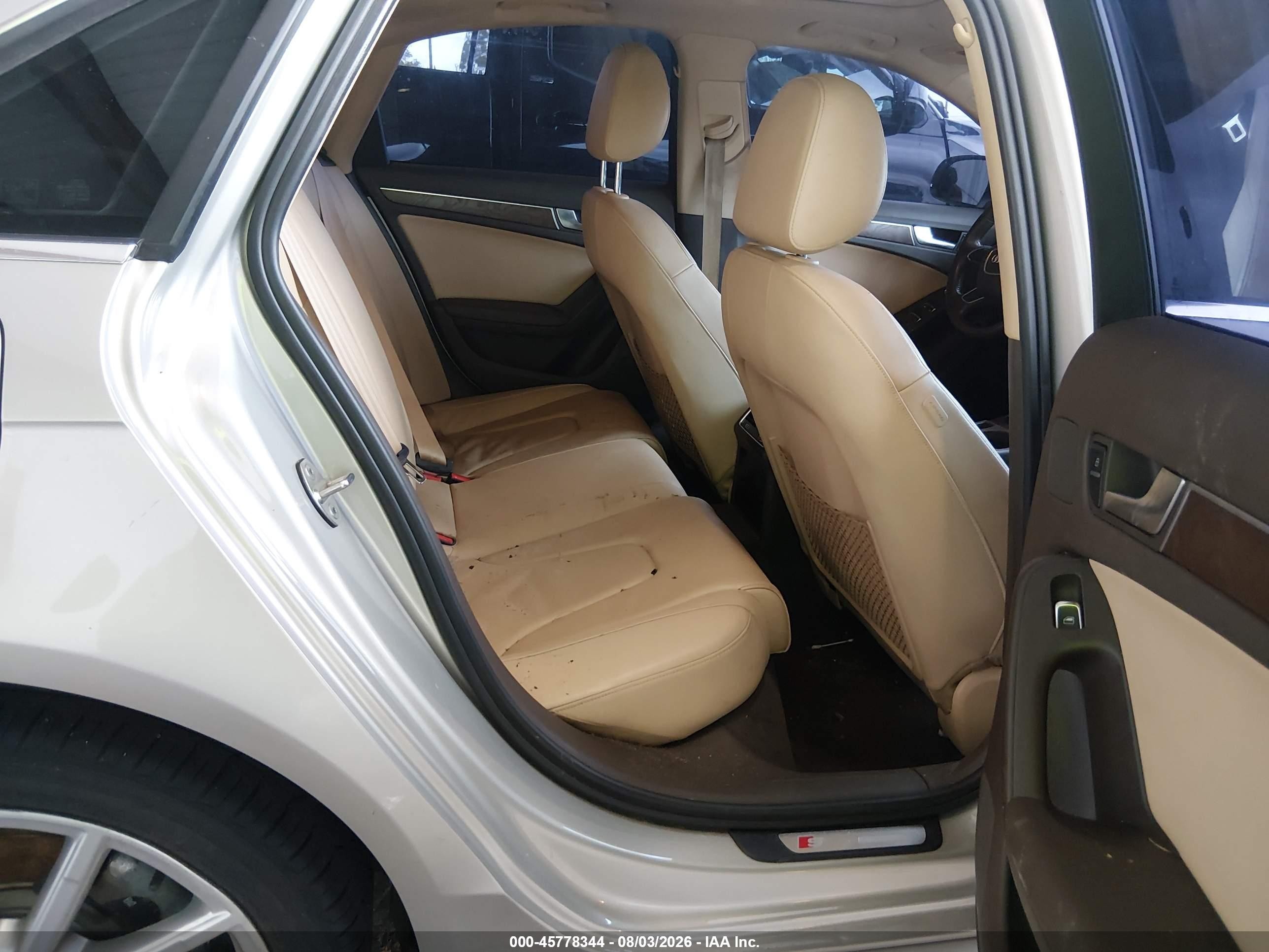 2015 Audi A4 2.0t Premium Beige vin: WAUBFAFL5FN009767