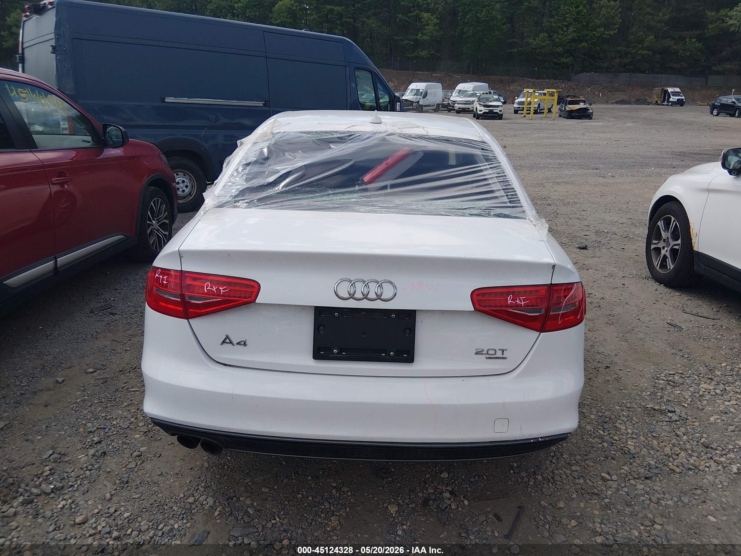 2015 Audi A4 2.0t Premium White vin: WAUBFAFL5FN018498
