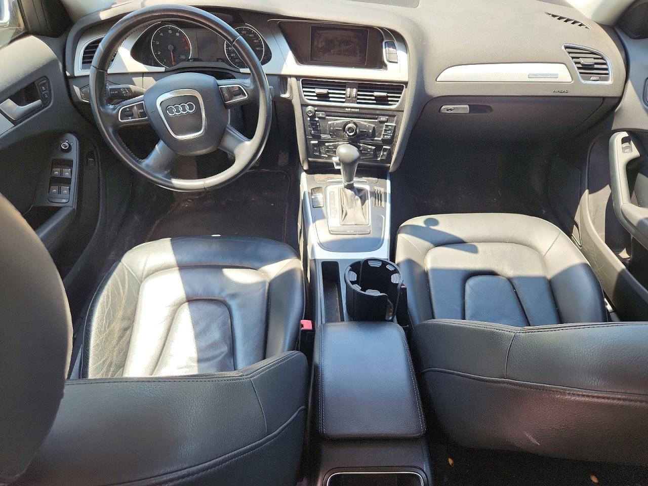 2010 Audi A4 Premium Silver vin: WAUBFAFL6AN042544