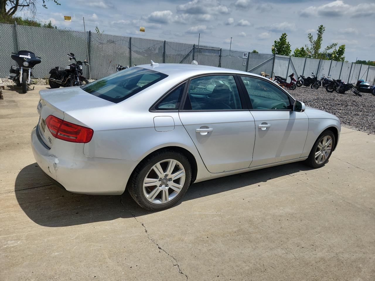 2010 Audi A4 Premium Silver vin: WAUBFAFL6AN042544 Damage: Right Rear Door, Dent(S) W/ Paint Dmg, 1 To 2 Inches