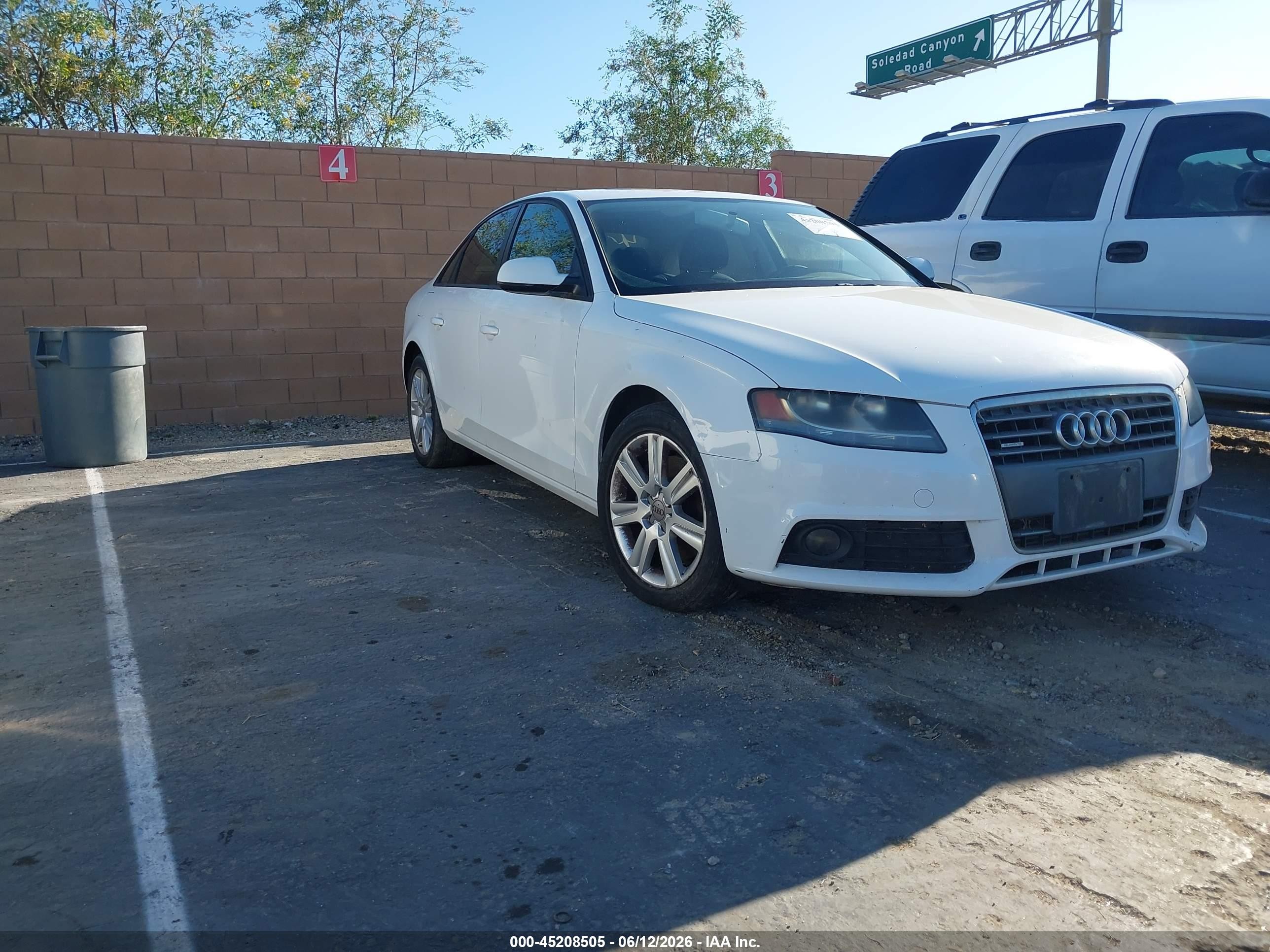 2011 Audi A4 2.0t Premium White vin: WAUBFAFL6BN003146