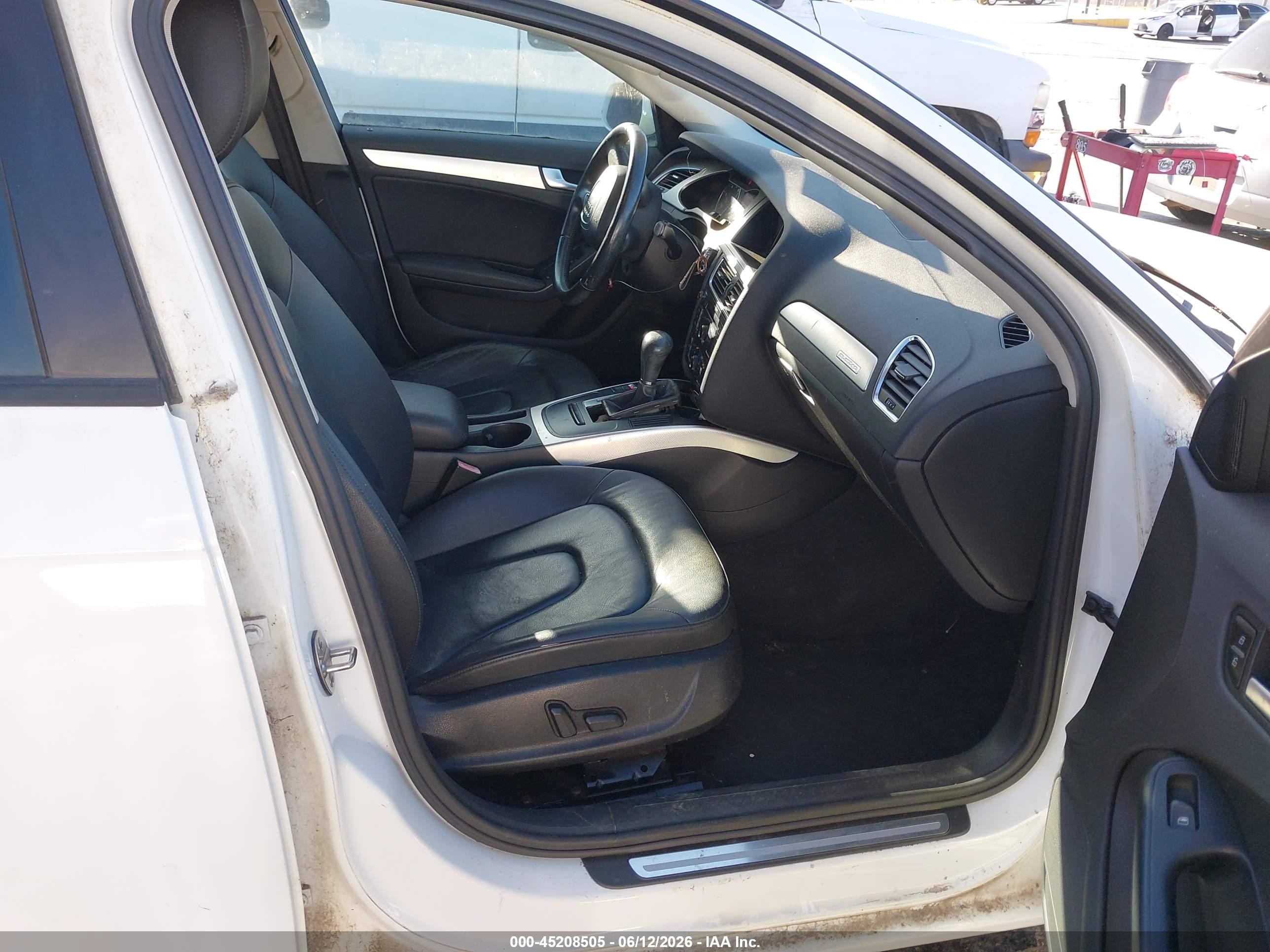 2011 Audi A4 2.0t Premium White vin: WAUBFAFL6BN003146