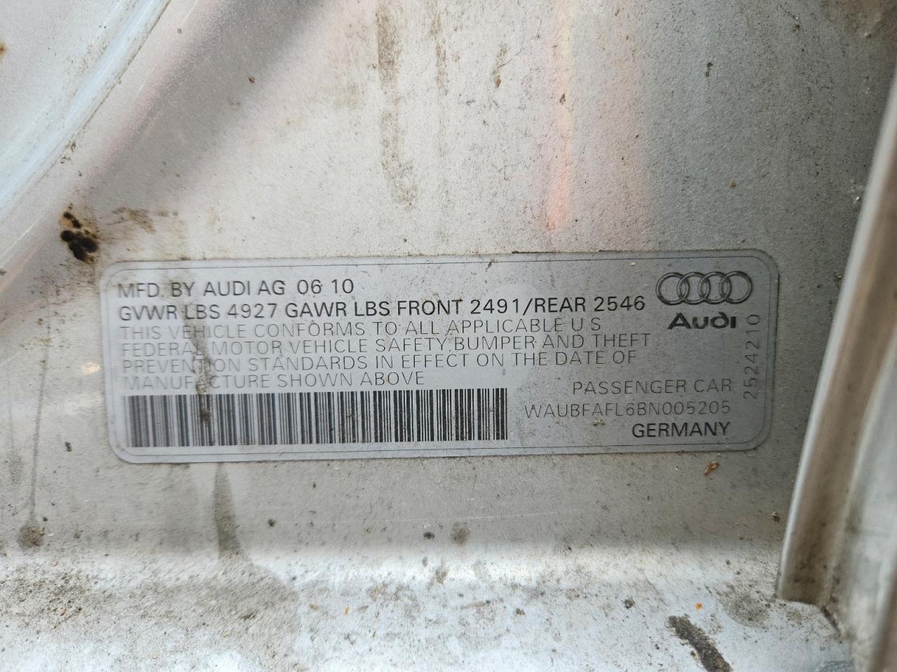 2011 Audi A4 Premium Silver vin: WAUBFAFL6BN005205