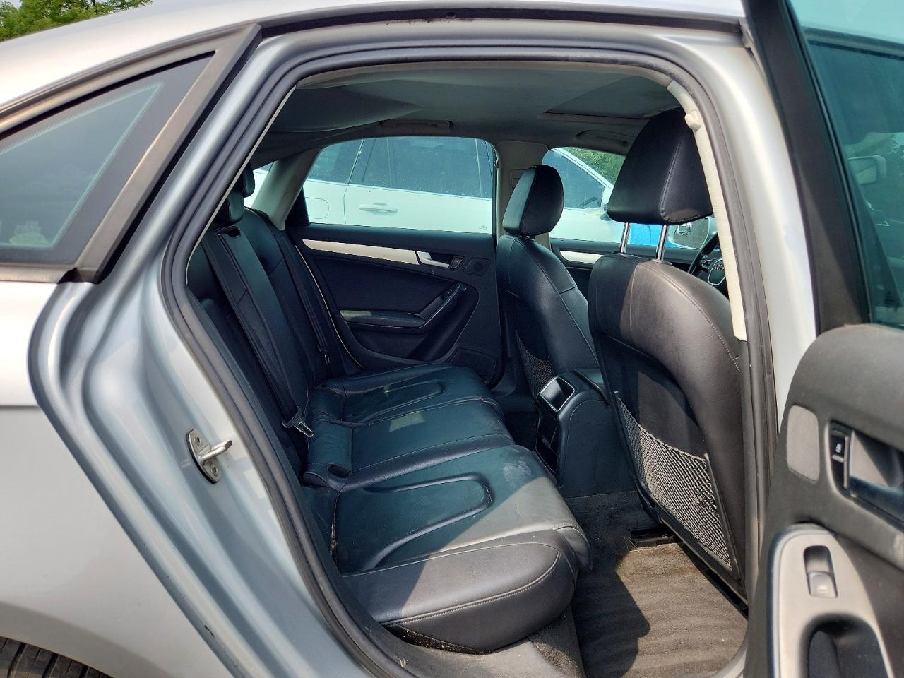 2011 Audi A4 Premium Silver vin: WAUBFAFL6BN005205