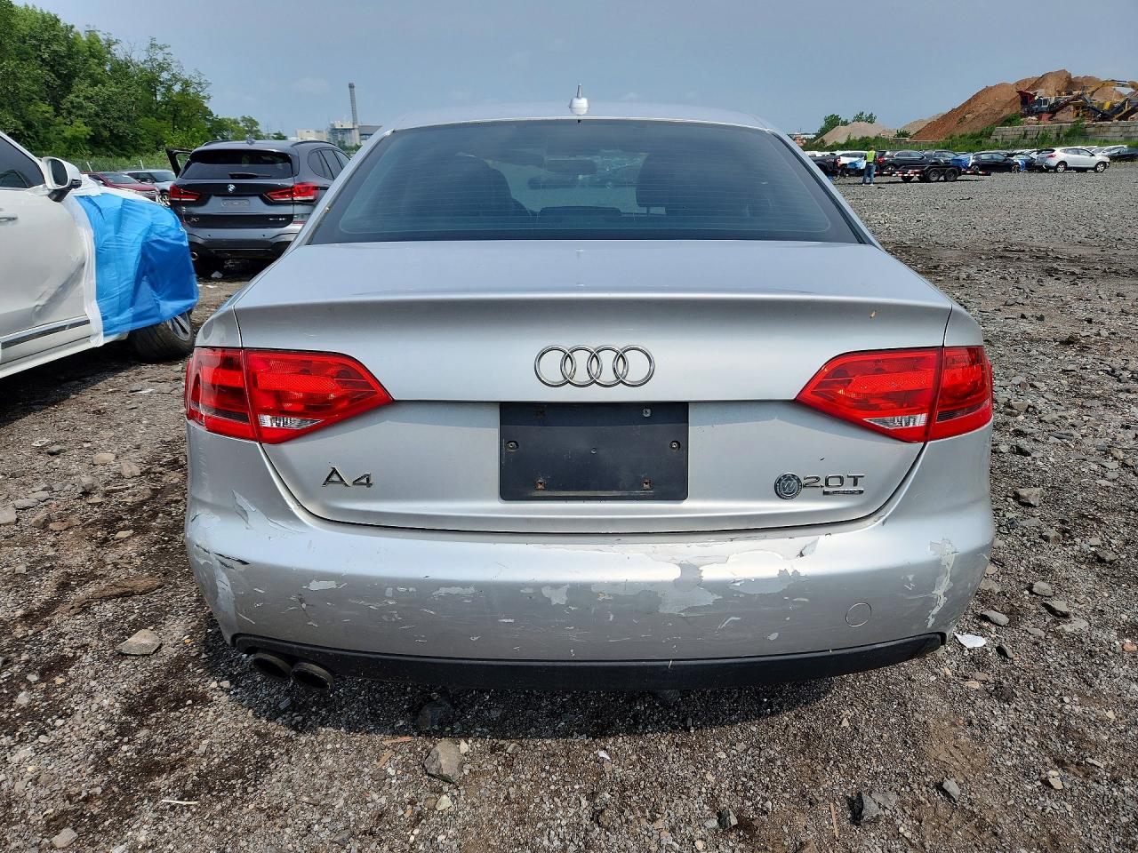 2011 Audi A4 Premium Silver vin: WAUBFAFL6BN005205