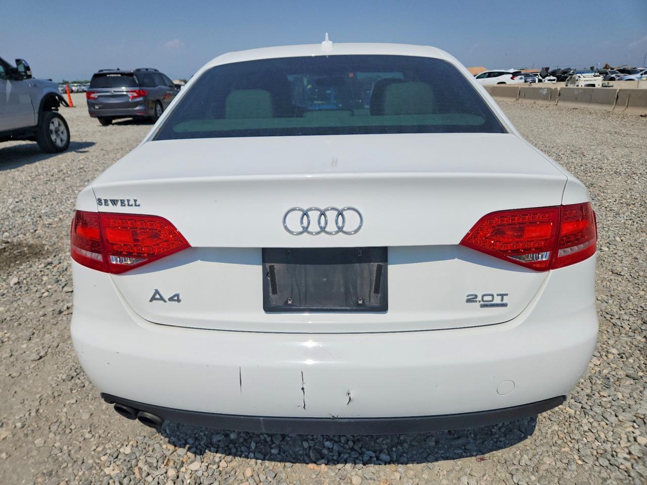 2012 Audi A4 Premium White vin: WAUBFAFL6CA120492