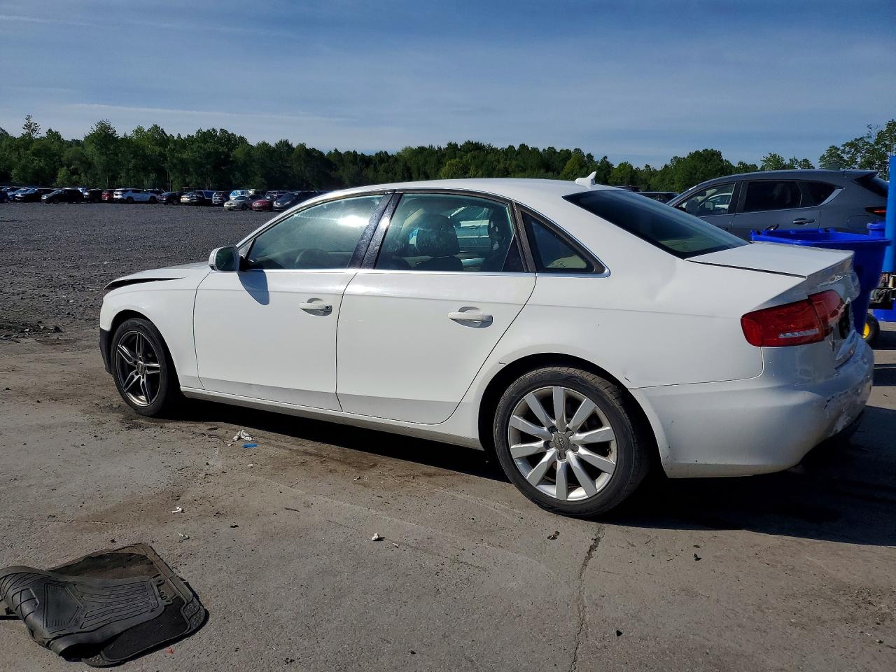 2012 Audi A4 Premium White vin: WAUBFAFL6CN019042