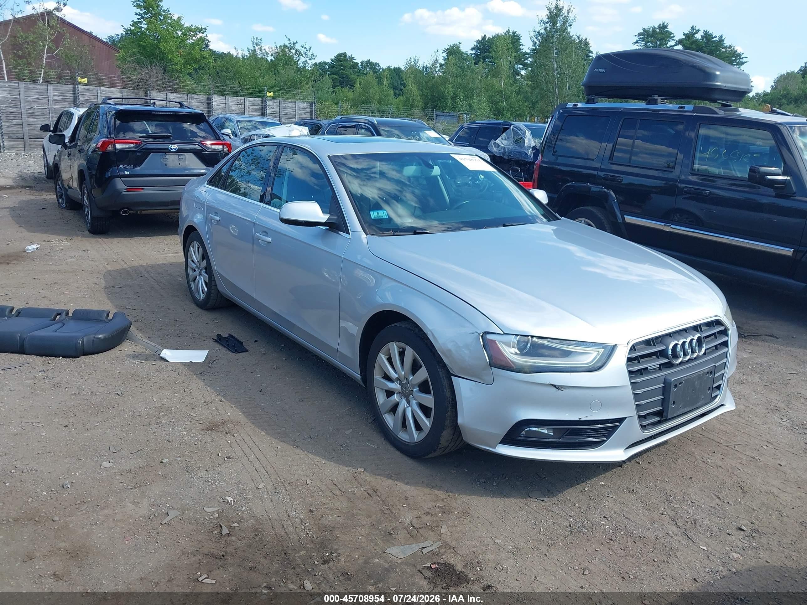 2013 Audi A4 2.0t Premium Silver vin: WAUBFAFL6DN006325