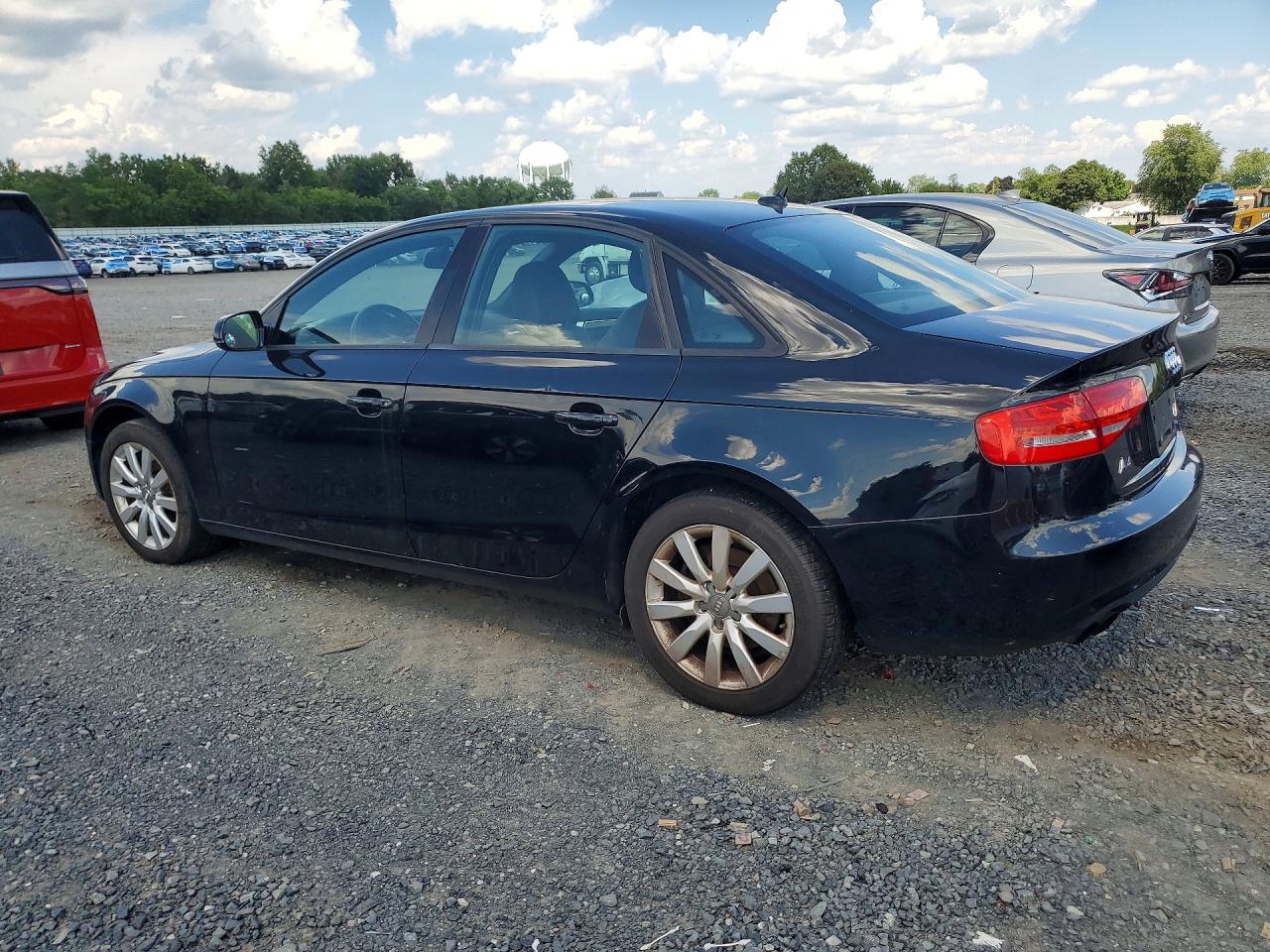 2013 Audi A4 Premium Черный vin: WAUBFAFL6DN036246
