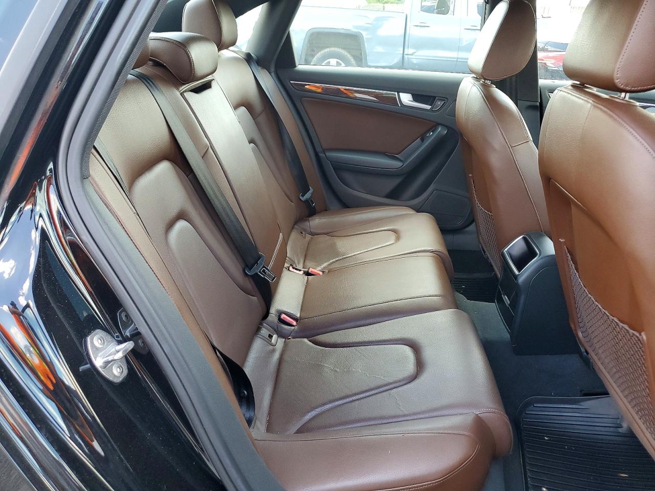 2013 Audi A4 Premium Черный vin: WAUBFAFL6DN036246