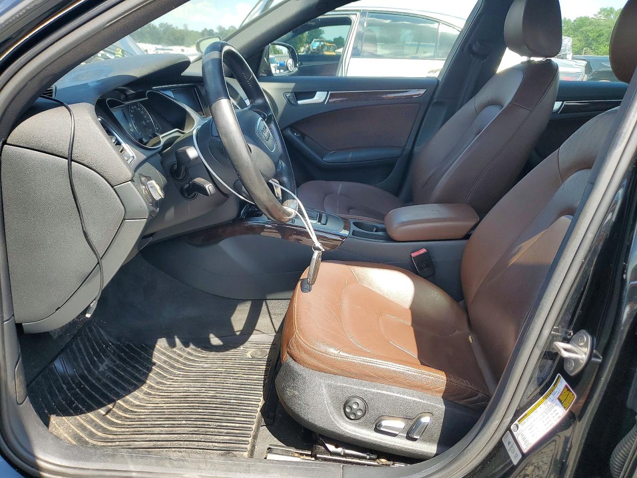 2013 Audi A4 Premium Черный vin: WAUBFAFL6DN036246