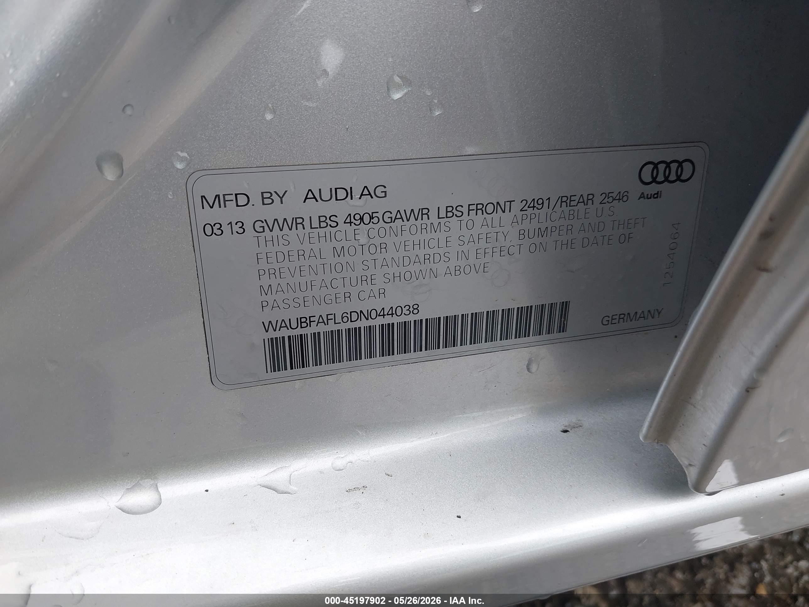 2013 Audi A4 2.0t Premium Silver vin: WAUBFAFL6DN044038